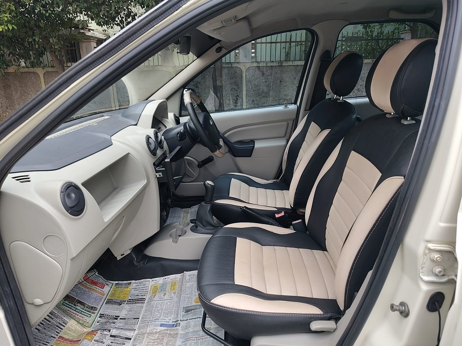 Mahindra Verito - Image 6