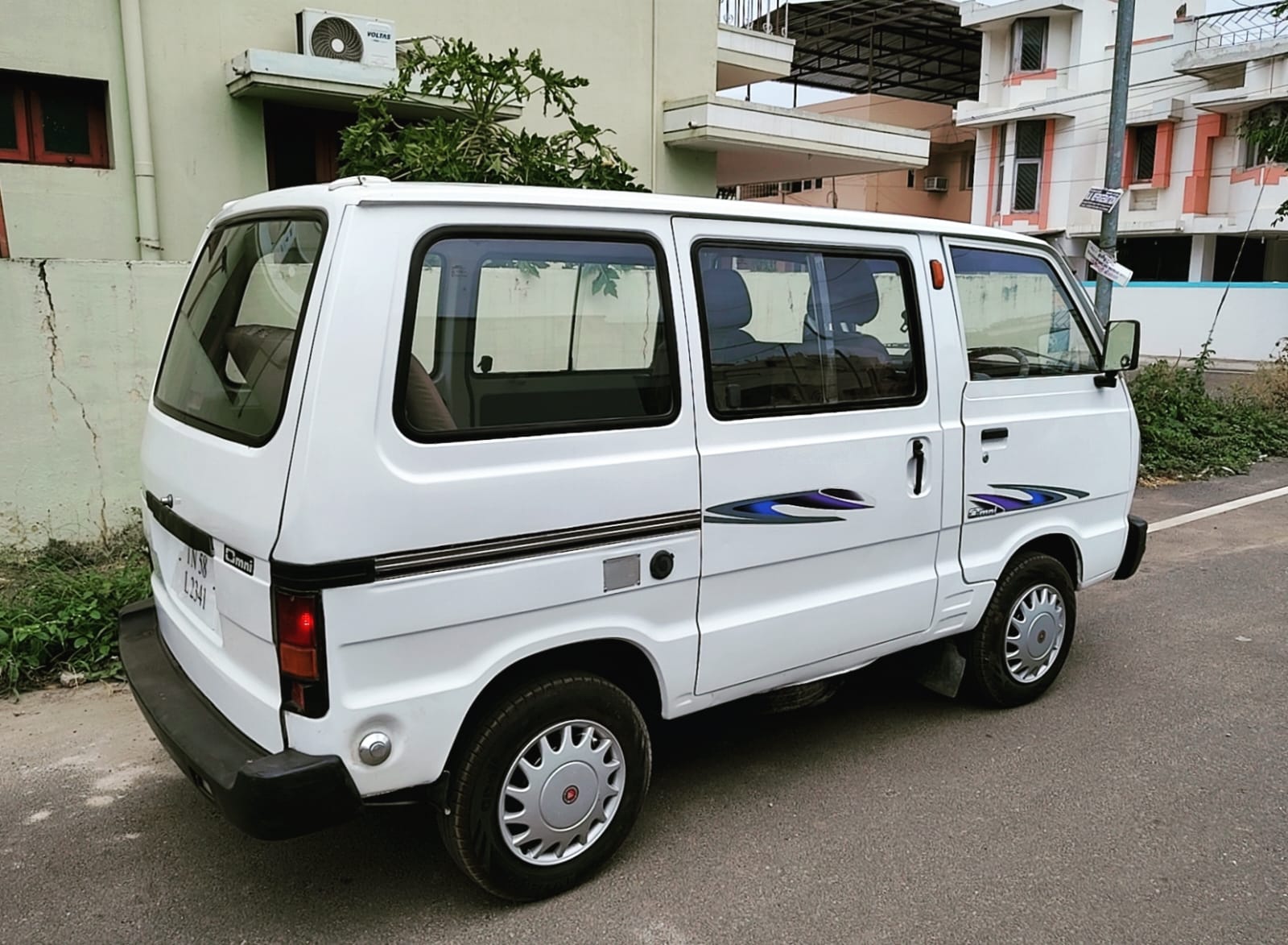 Maruti Suzuki Omni - Image 2