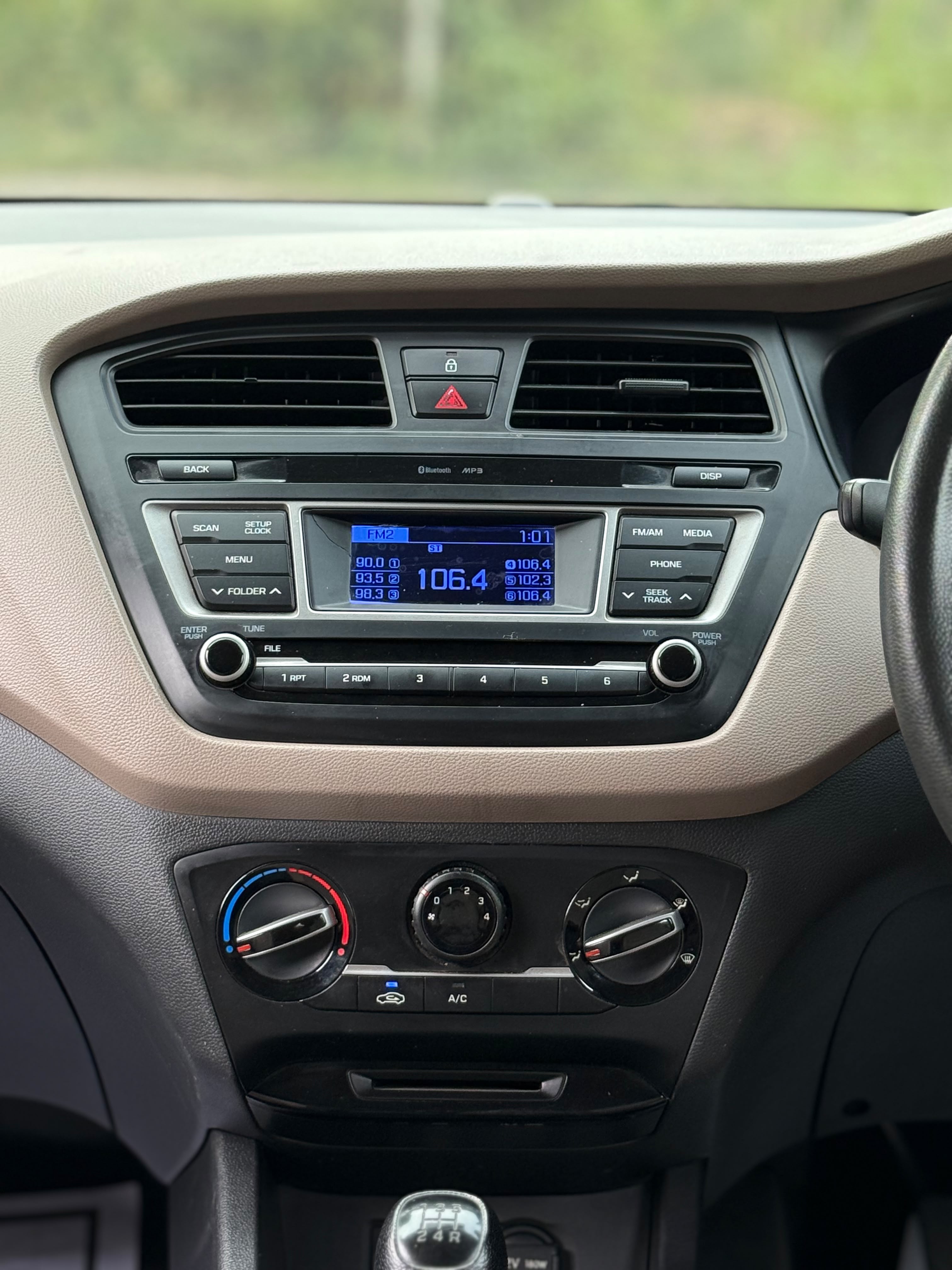 Hyundai i20 - Image 10