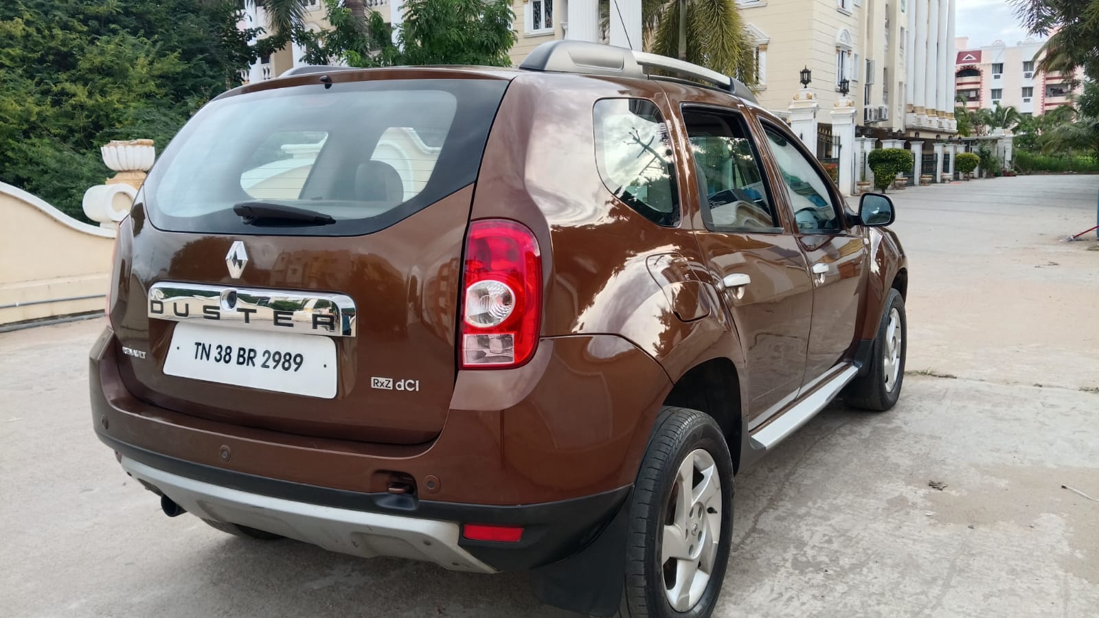 Renault Duster - Image 6