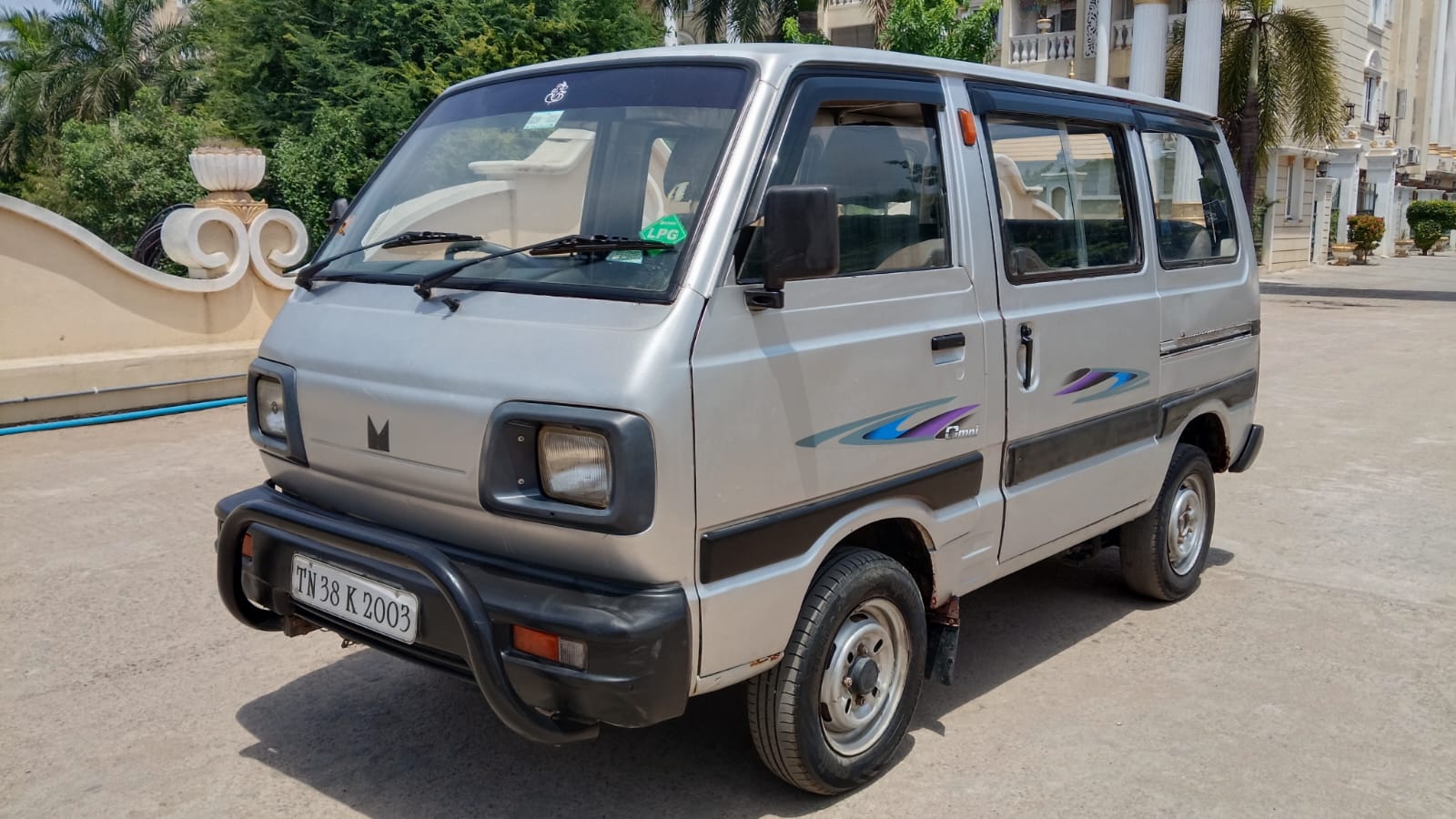 Maruti Suzuki Omni - Image 3