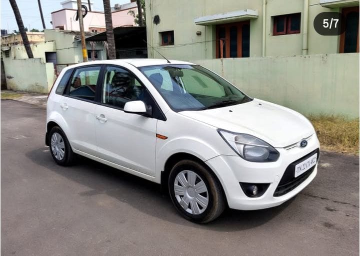 Ford Figo - Image 5