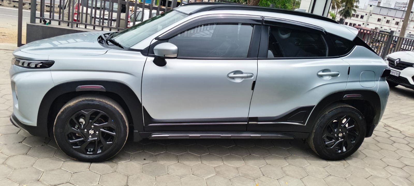 Maruti Suzuki Fronx - Image 3