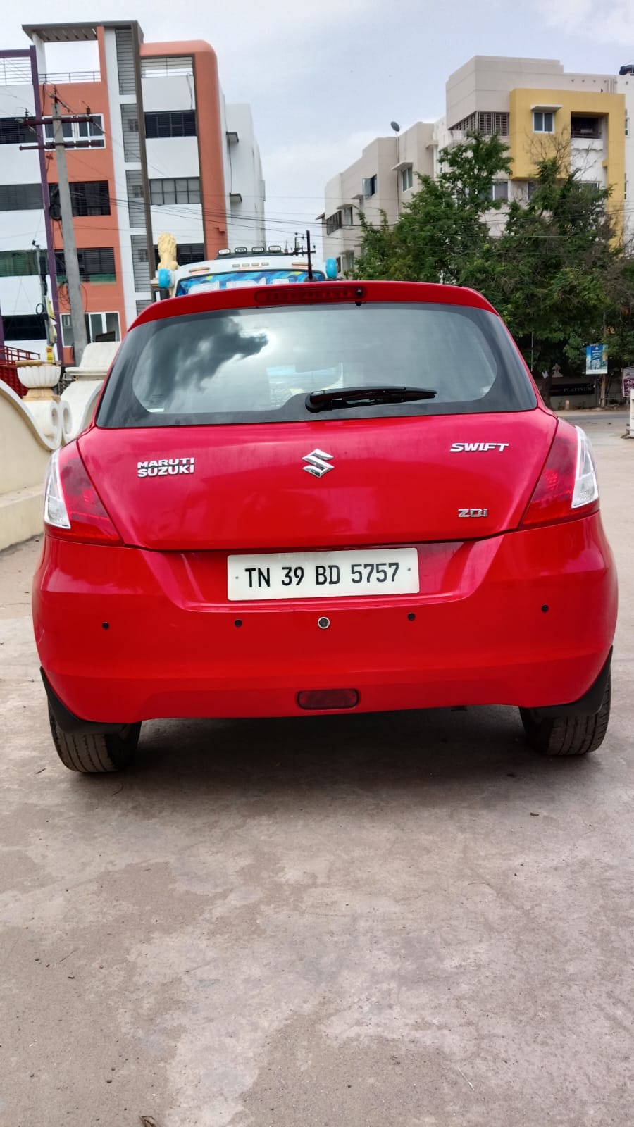Maruti Suzuki Swift - Image 2
