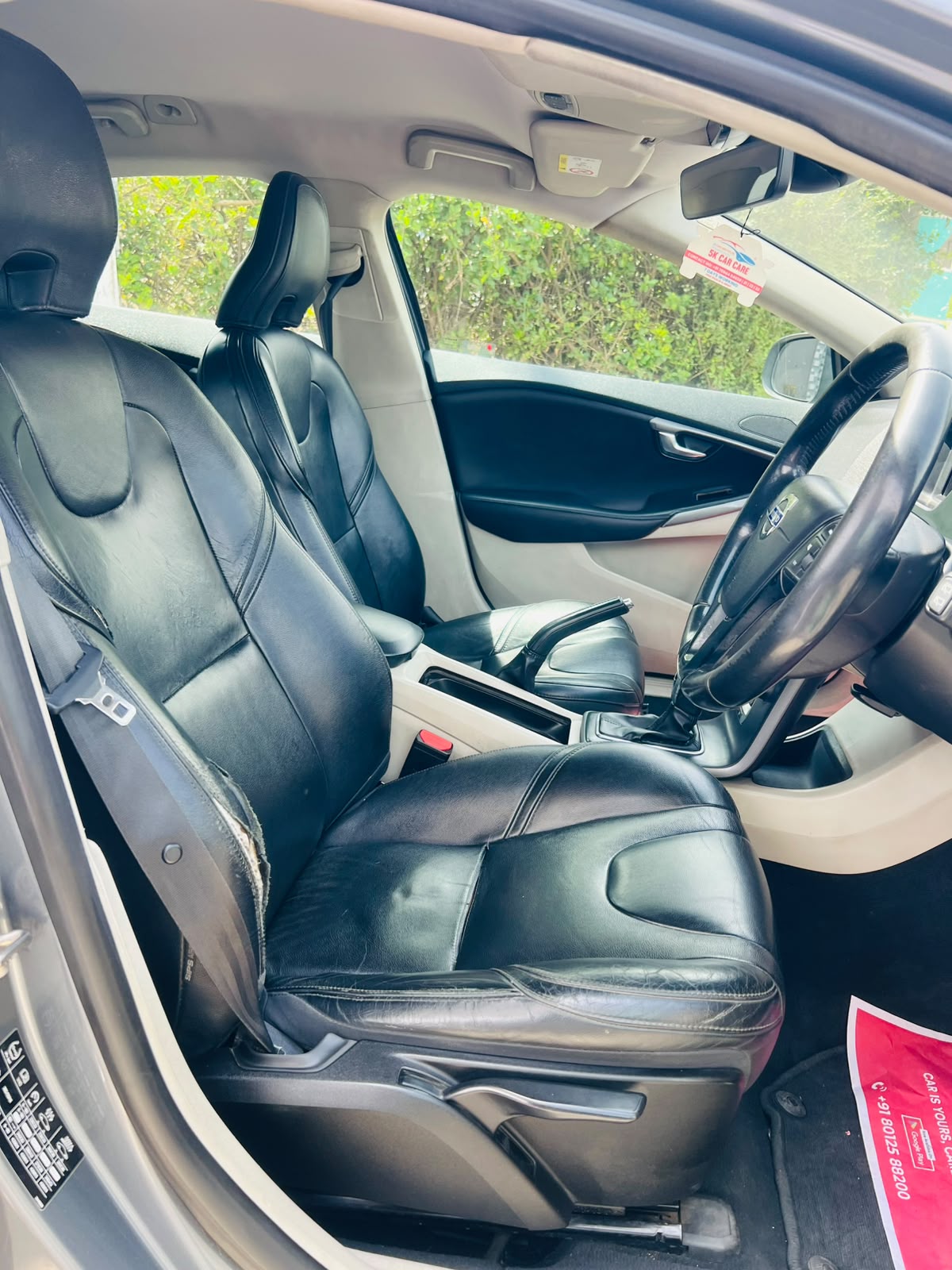 Volvo V40 - Image 9