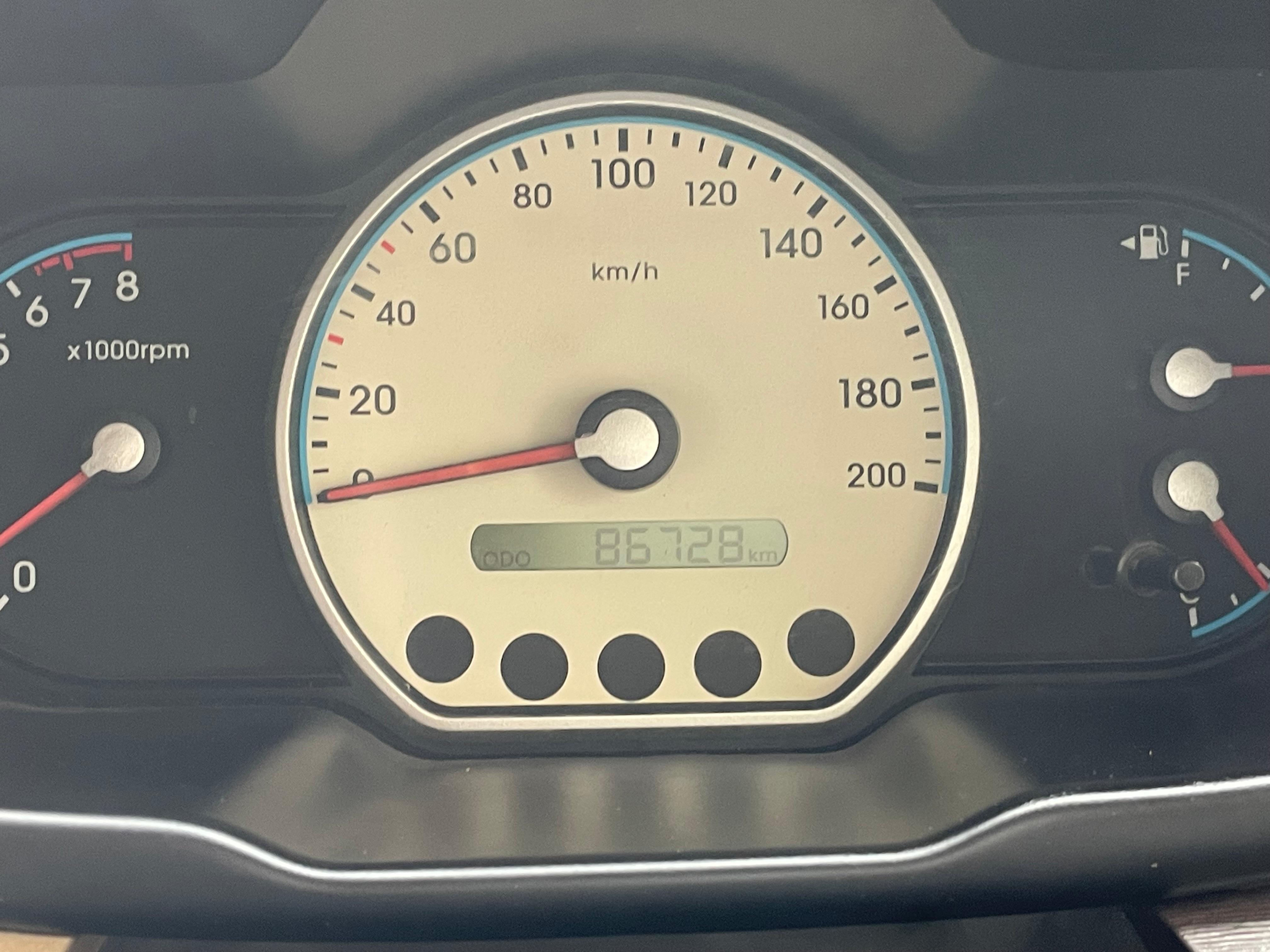 Hyundai i10 - Image 10