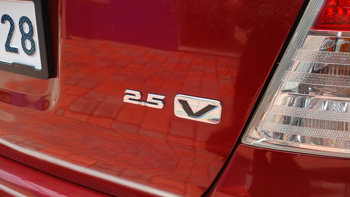 Toyota Innova - Image 15