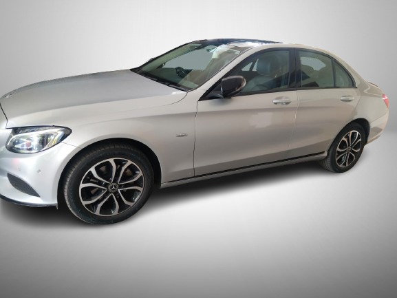 Mercedes Benz c220d - Image 2