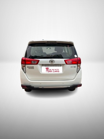 Toyota Innova Crysta