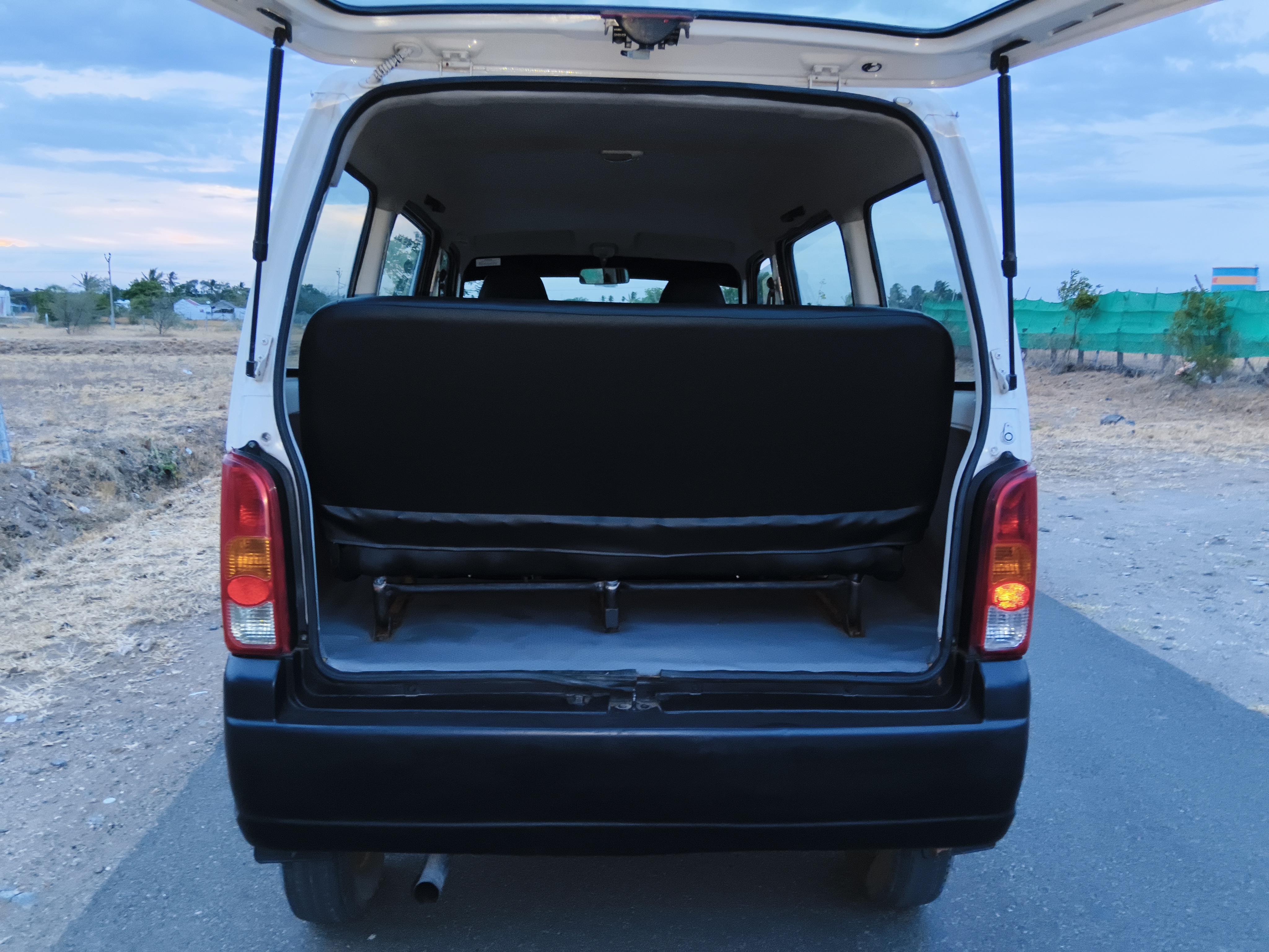 Maruti Suzuki Eeco - Image 10