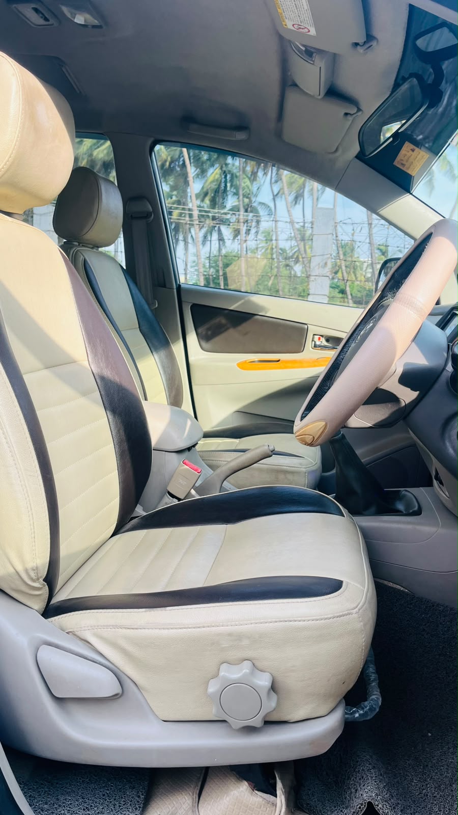Toyota Innova - Image 10
