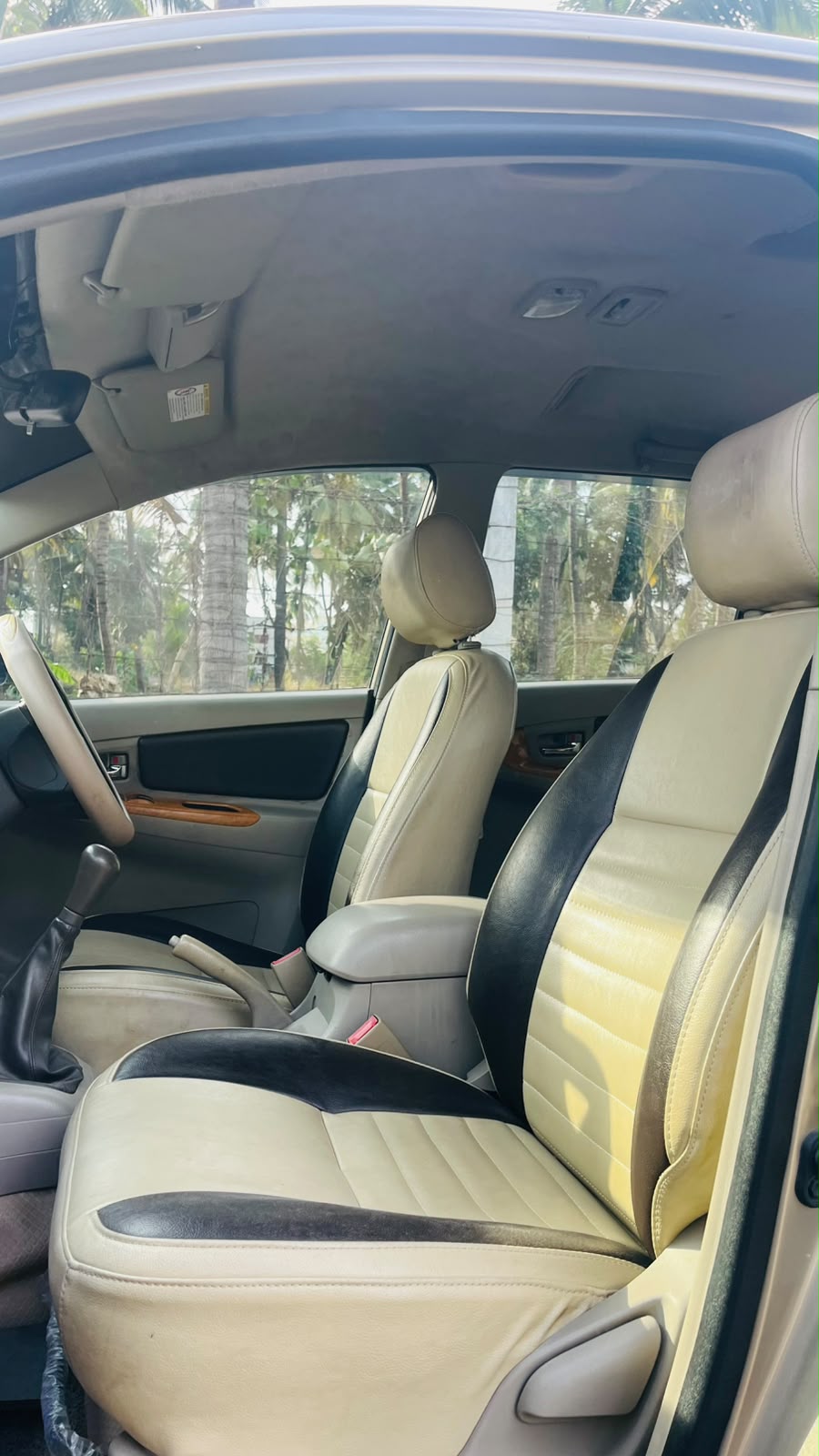 Toyota Innova - Image 7