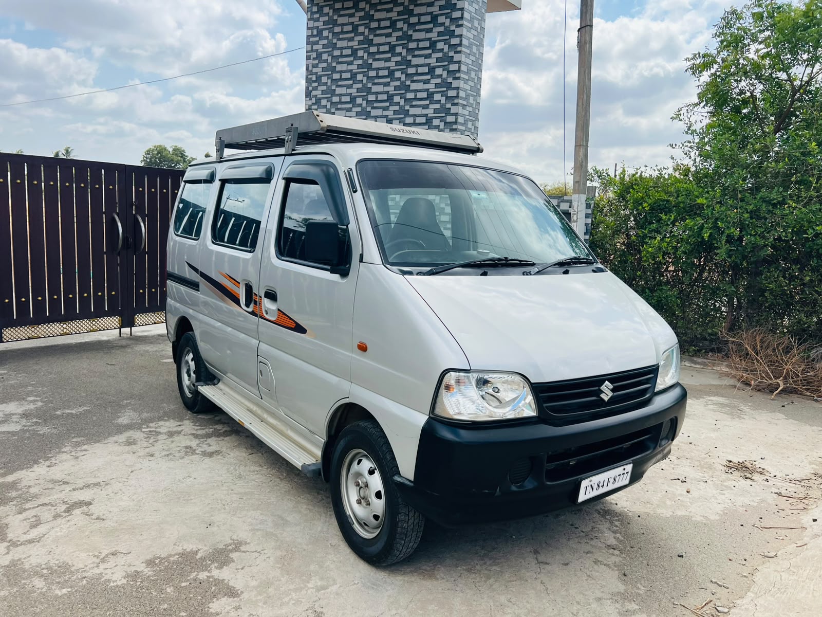 Maruti Suzuki Eeco - Image 3