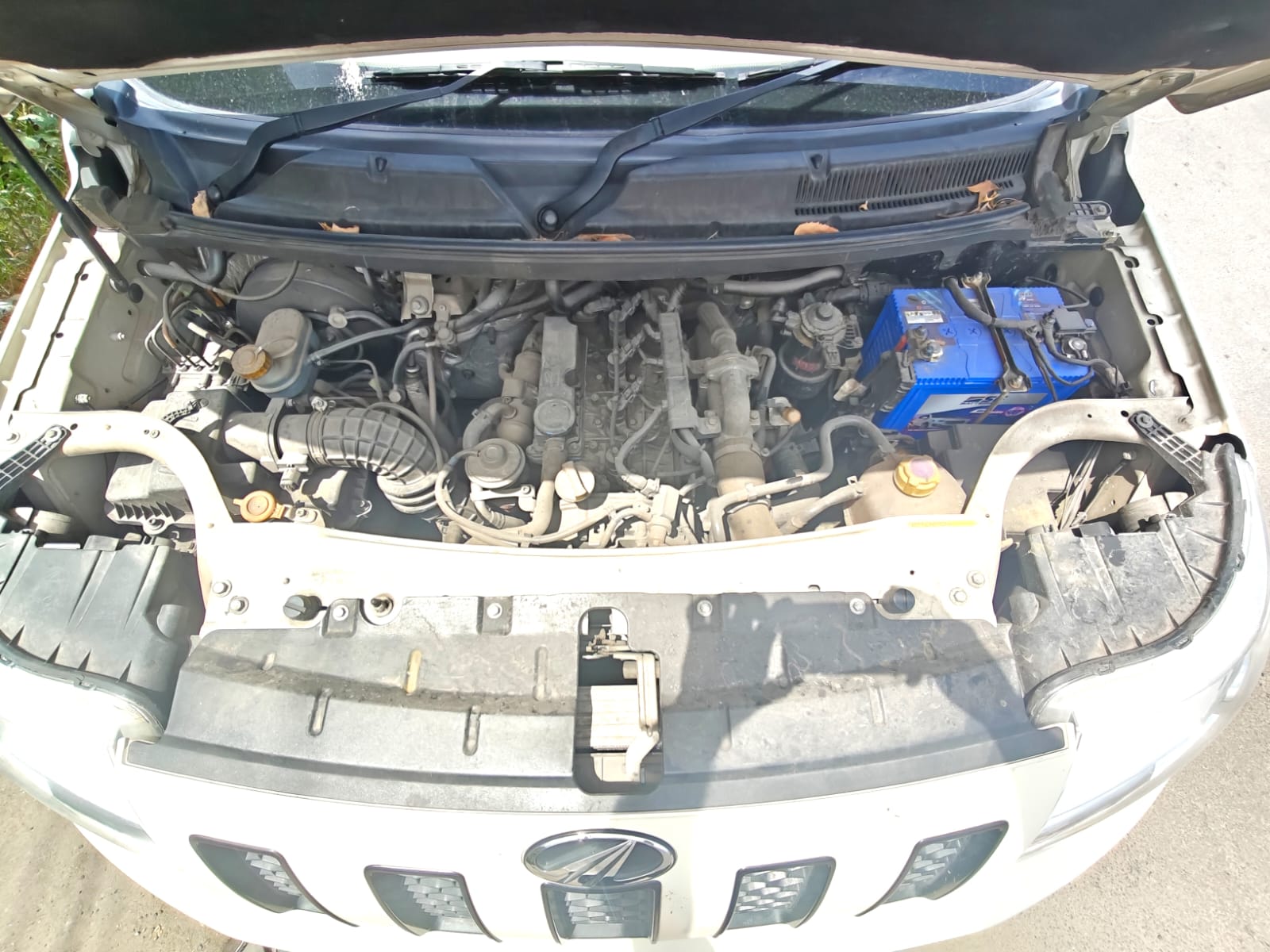 Mahindra TUV300 - Image 5