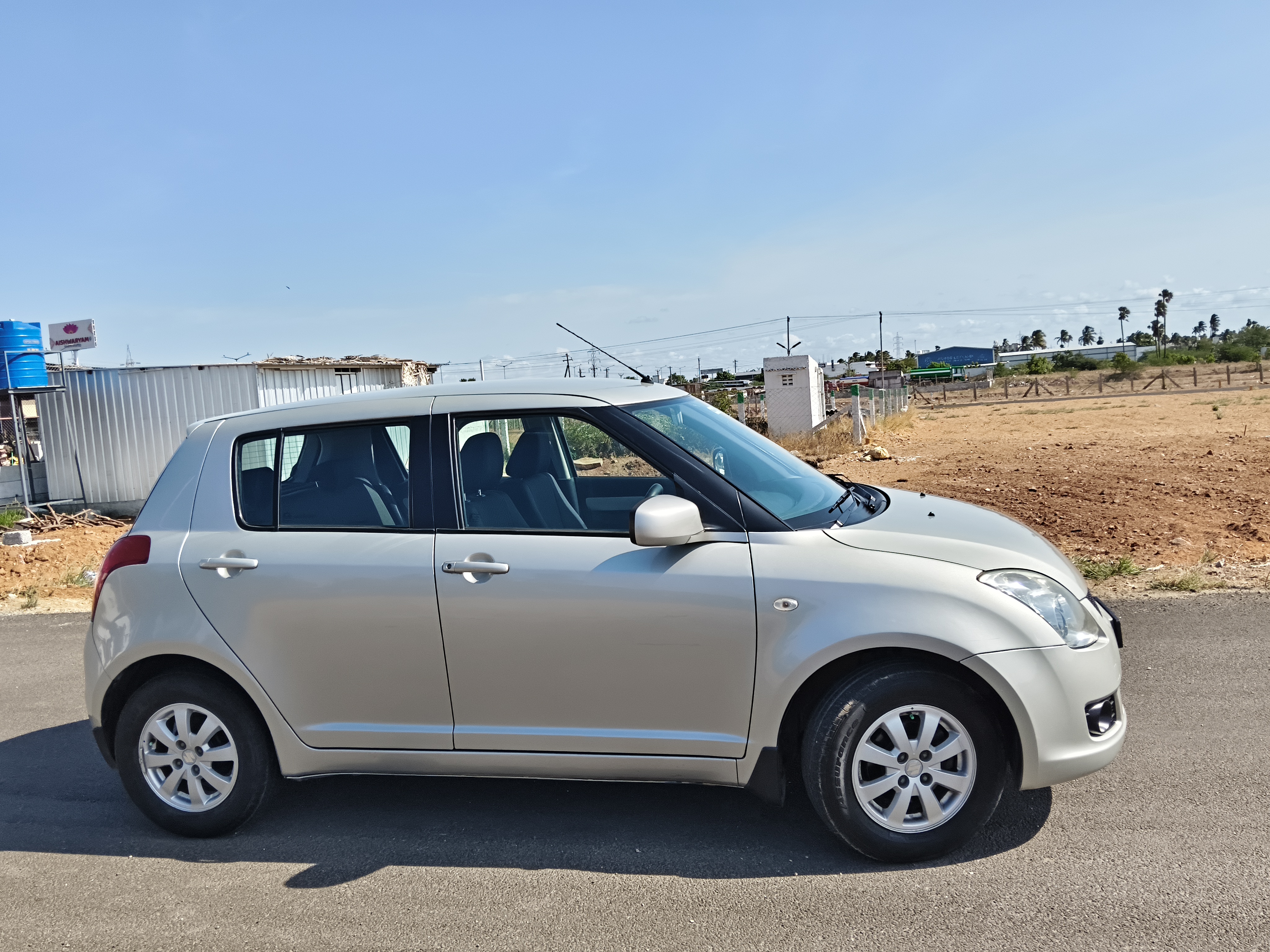 Maruti Suzuki Swift - Image 8