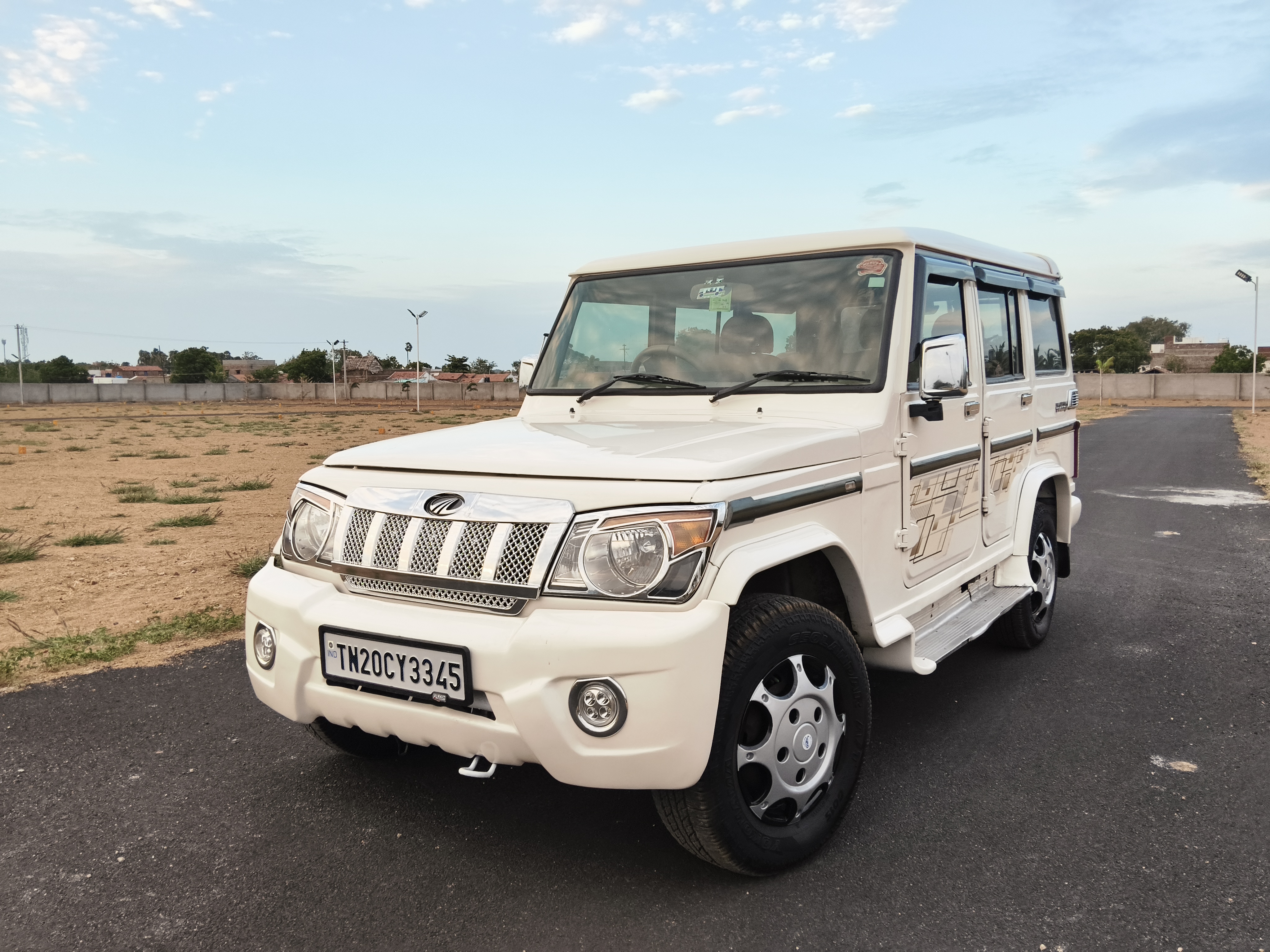 Mahindra Bolero - Image 8