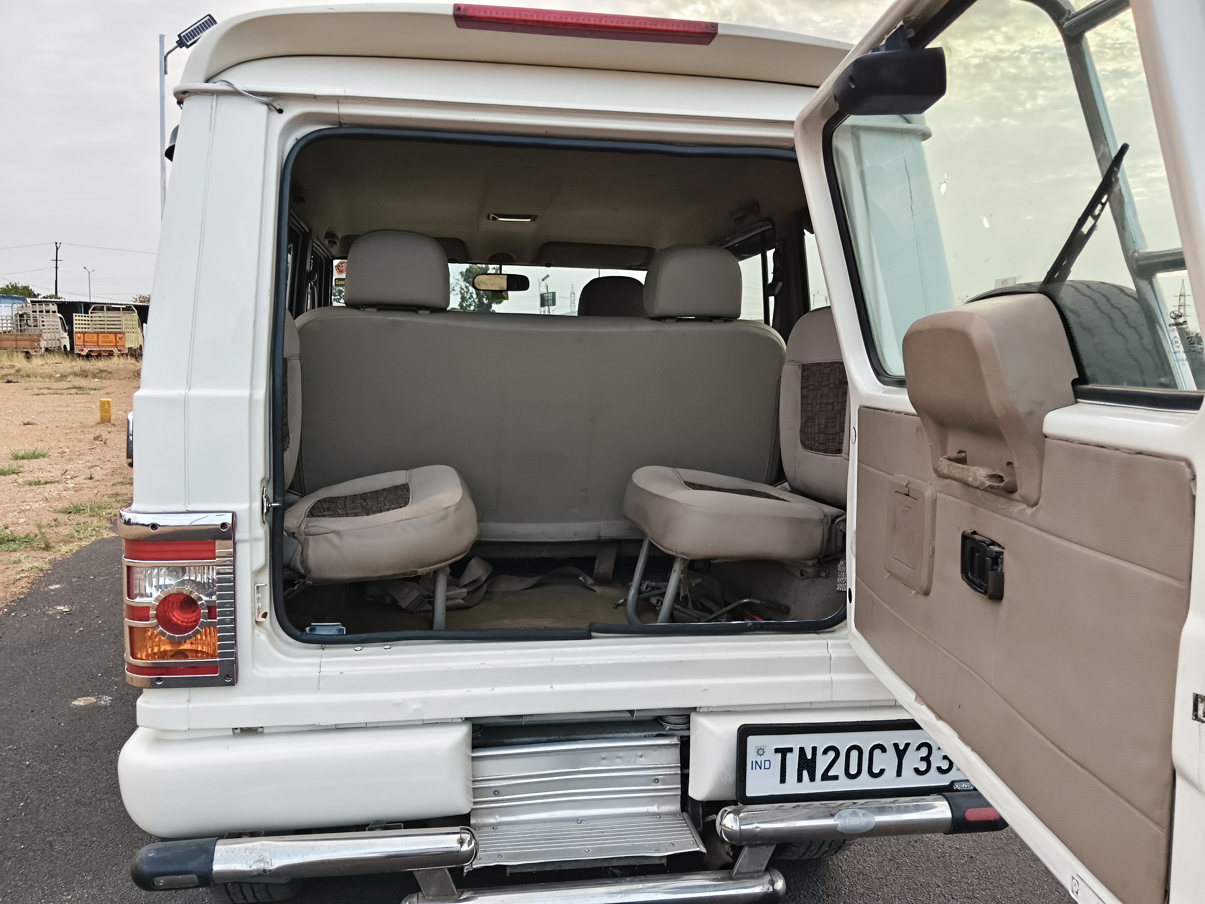 Mahindra Bolero - Image 5