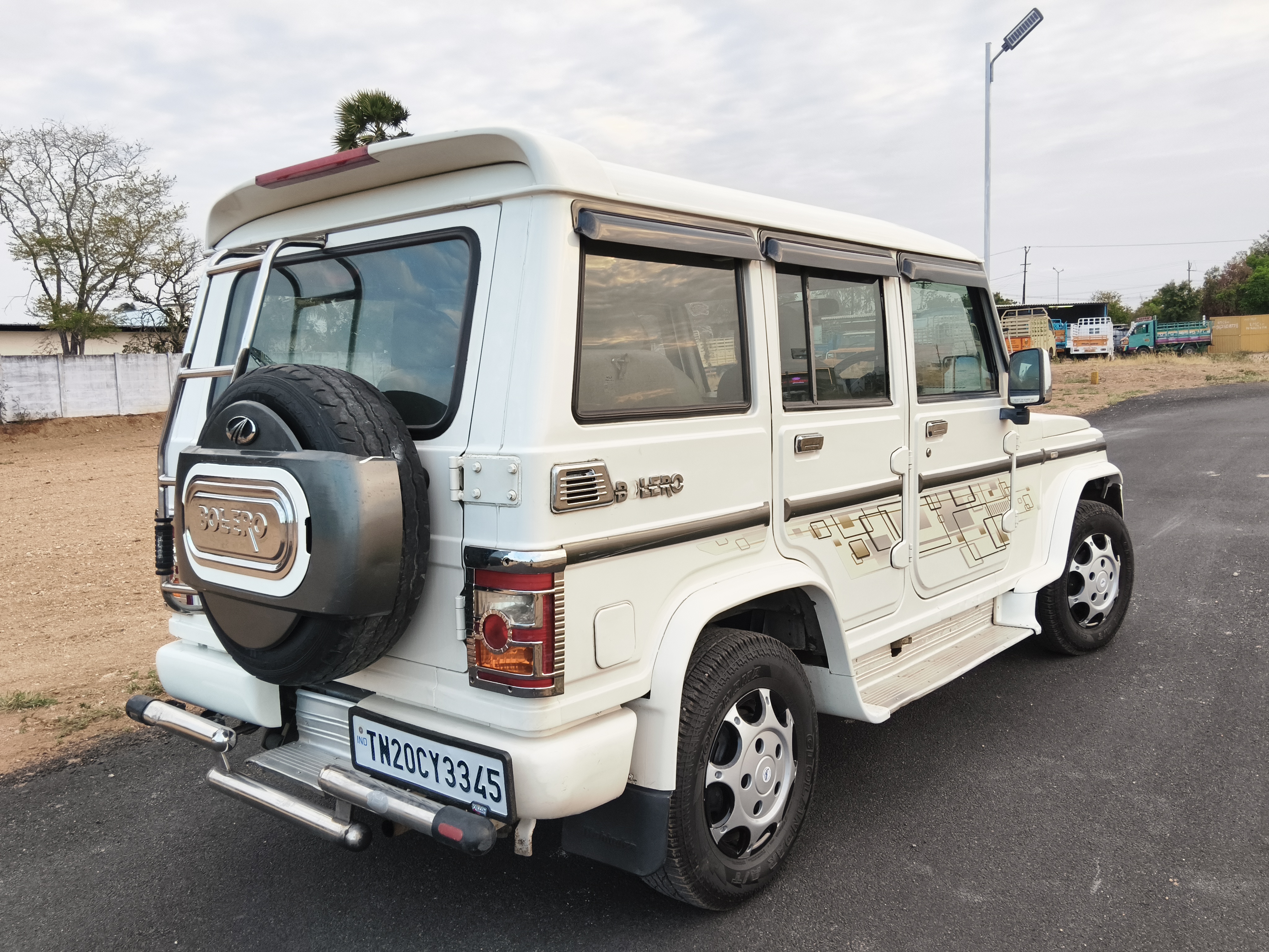 Mahindra Bolero - Image 7