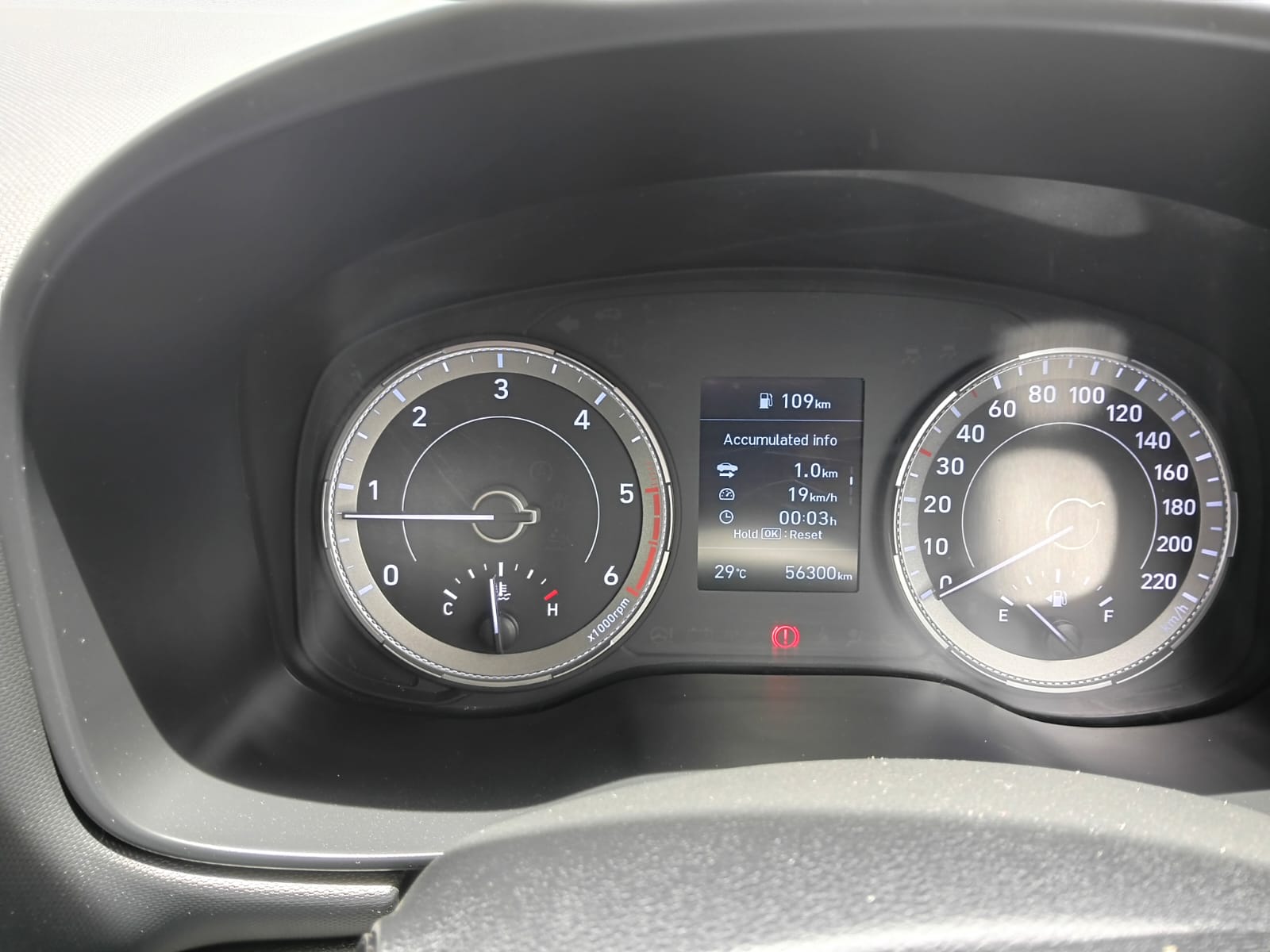 Hyundai Venue - Image 10