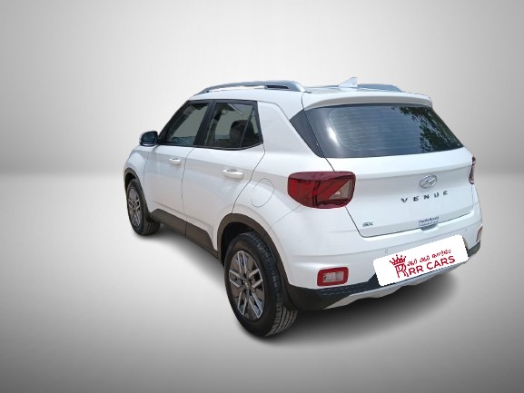 Hyundai Venue - Image 7