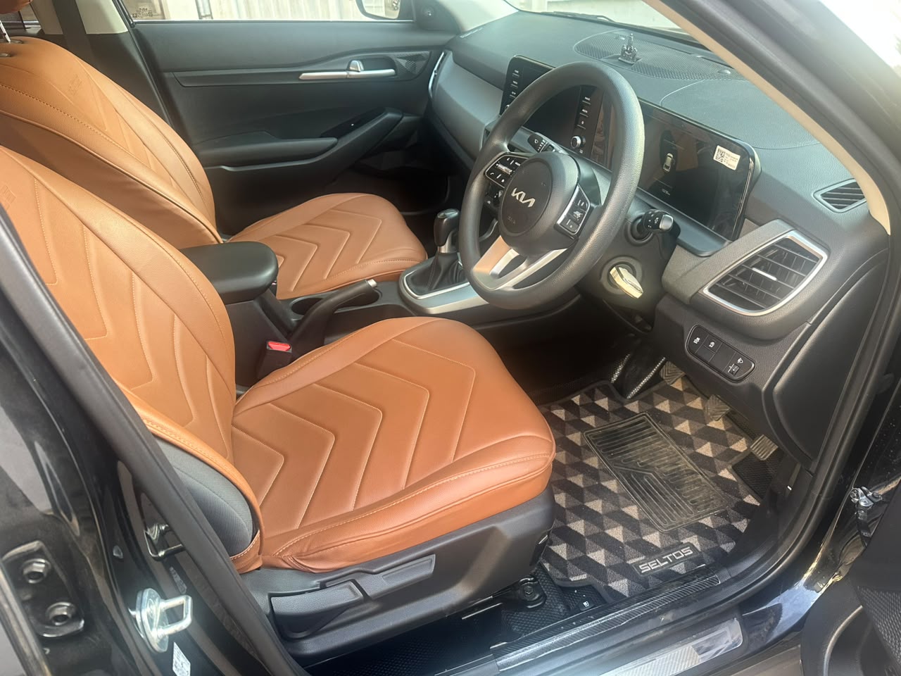 Kia Seltos - Image 2