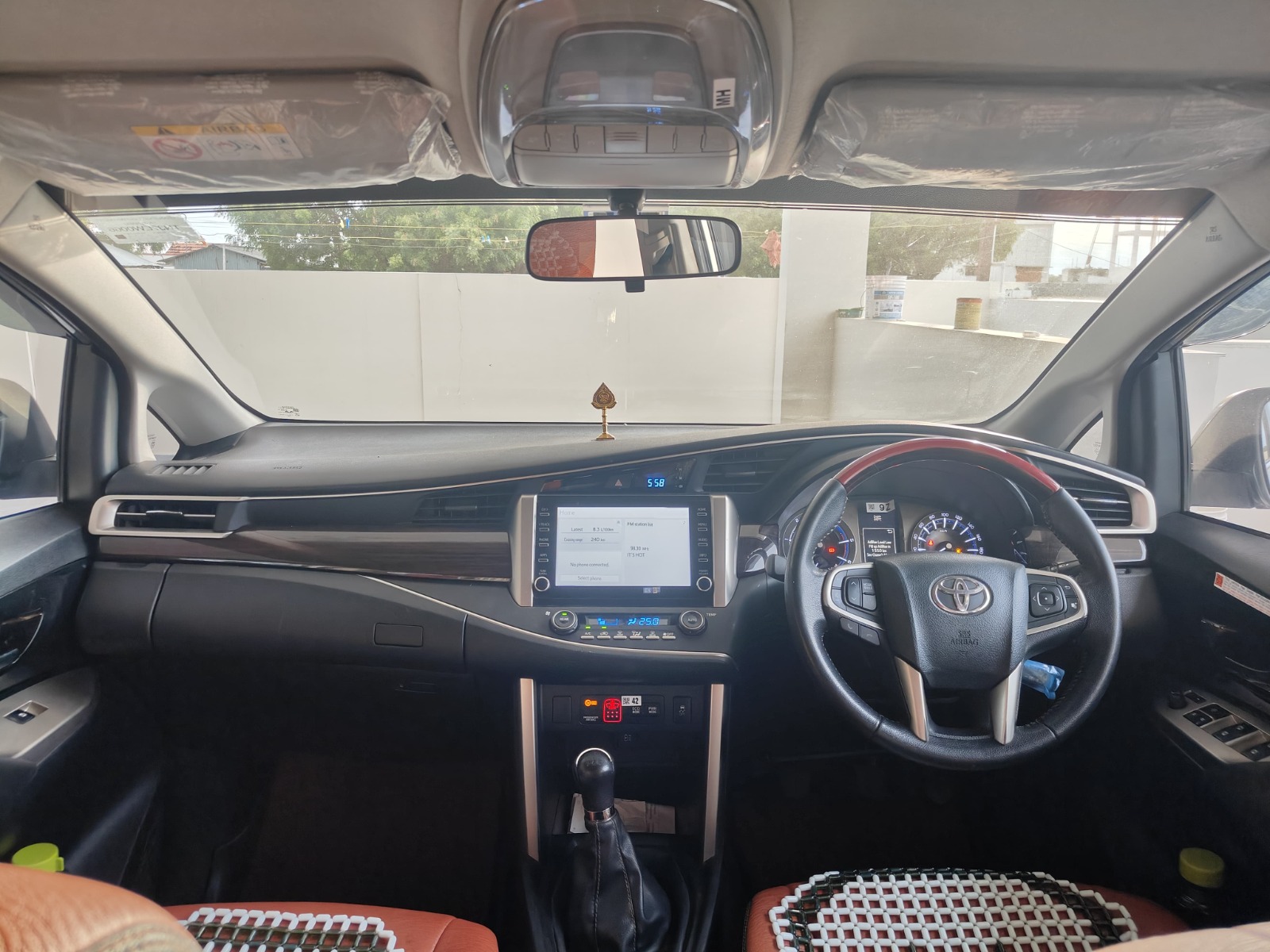 Toyota Innova Crysta - Image 5
