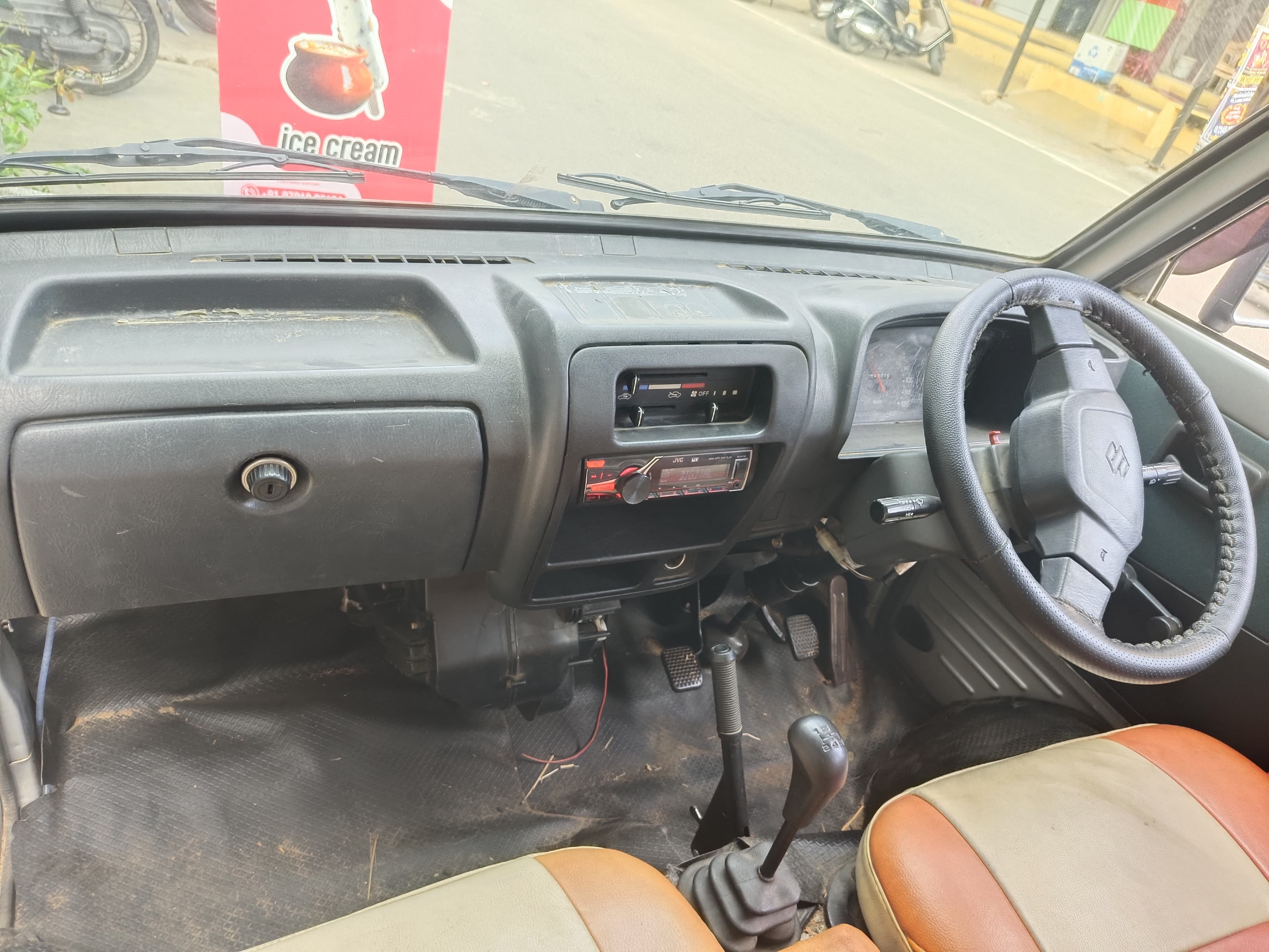 Maruti Suzuki Omni - Image 9