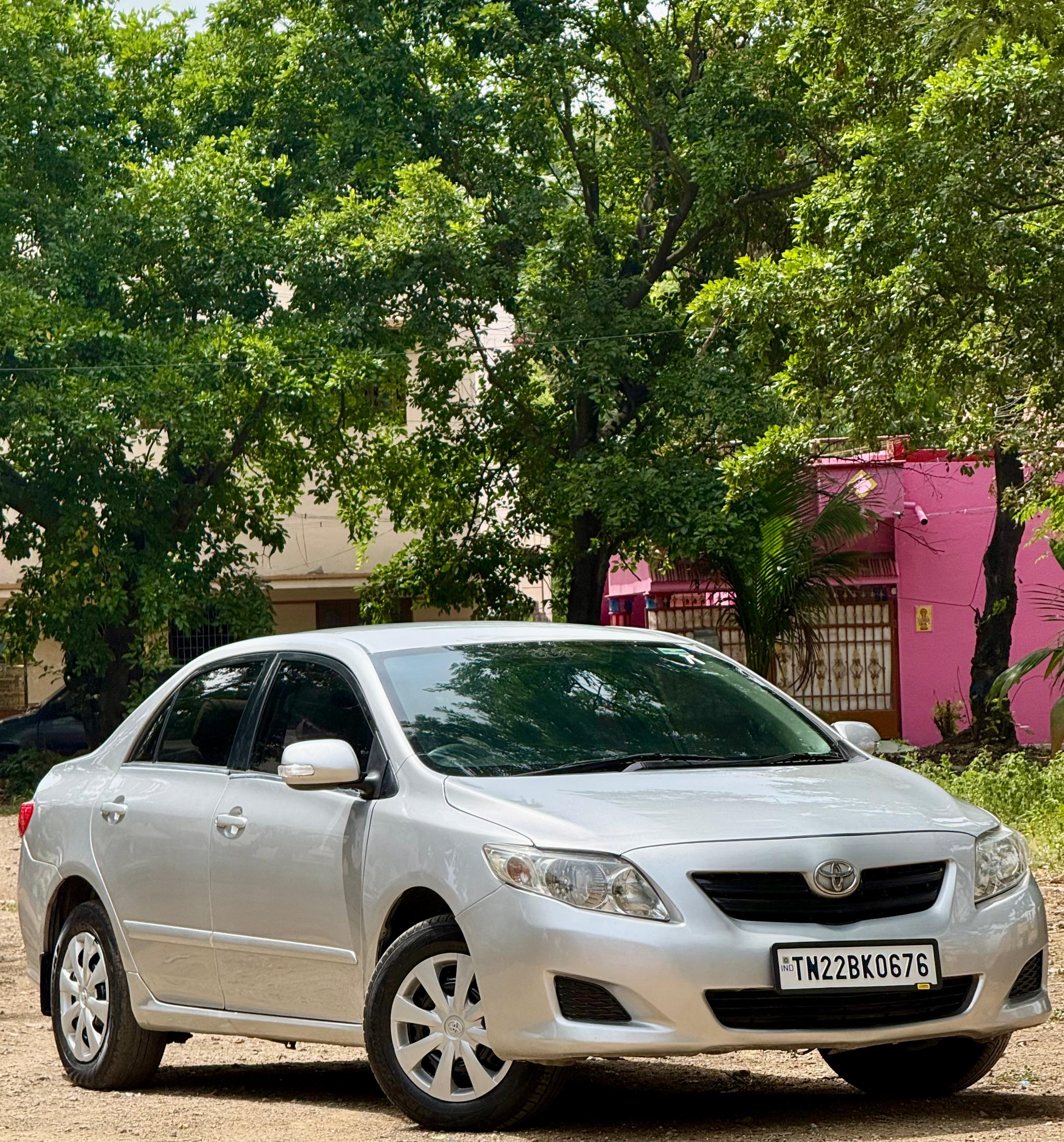 Toyota Corolla Altis - Image 8