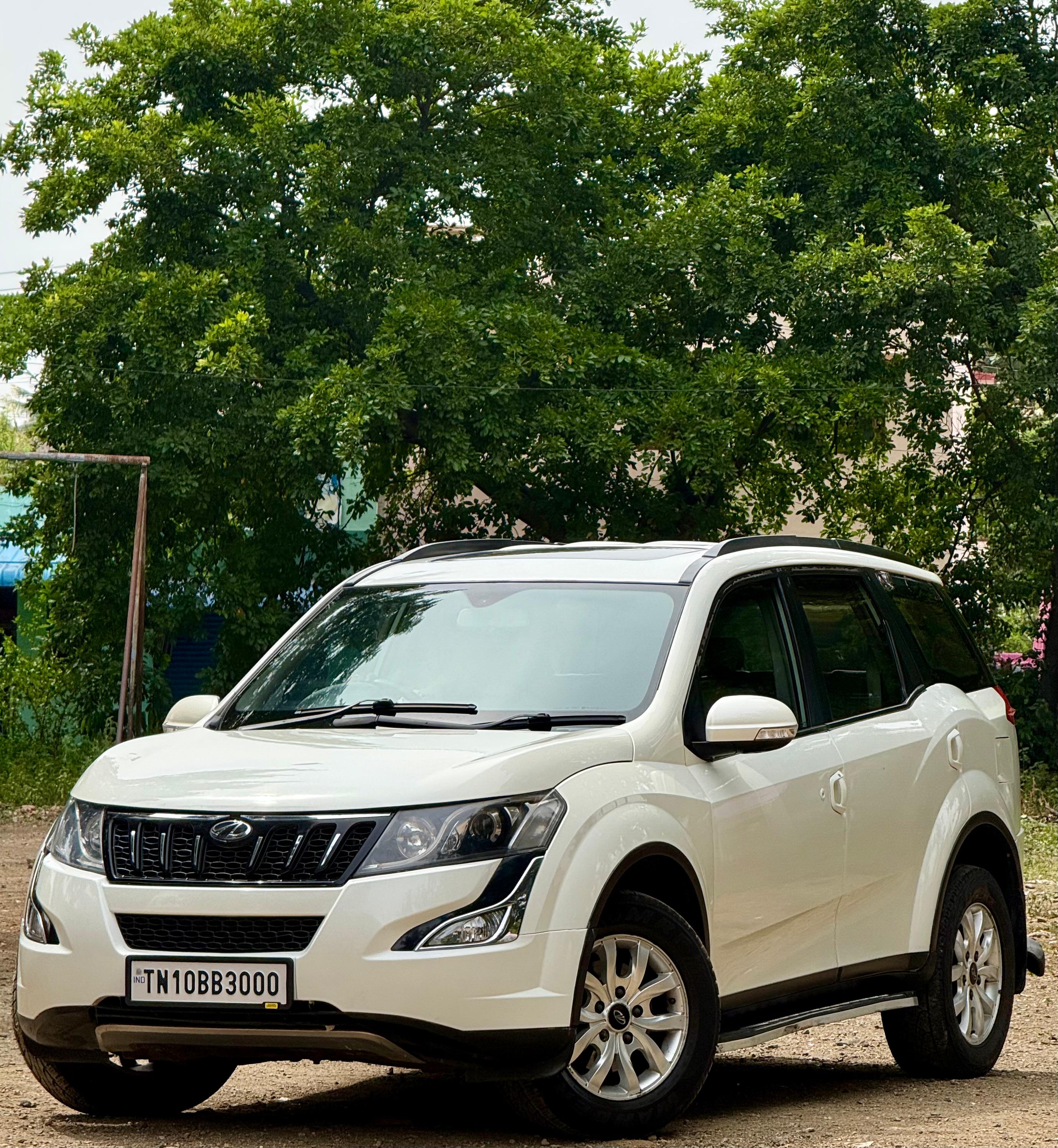 Mahindra XUV500 - Image 9
