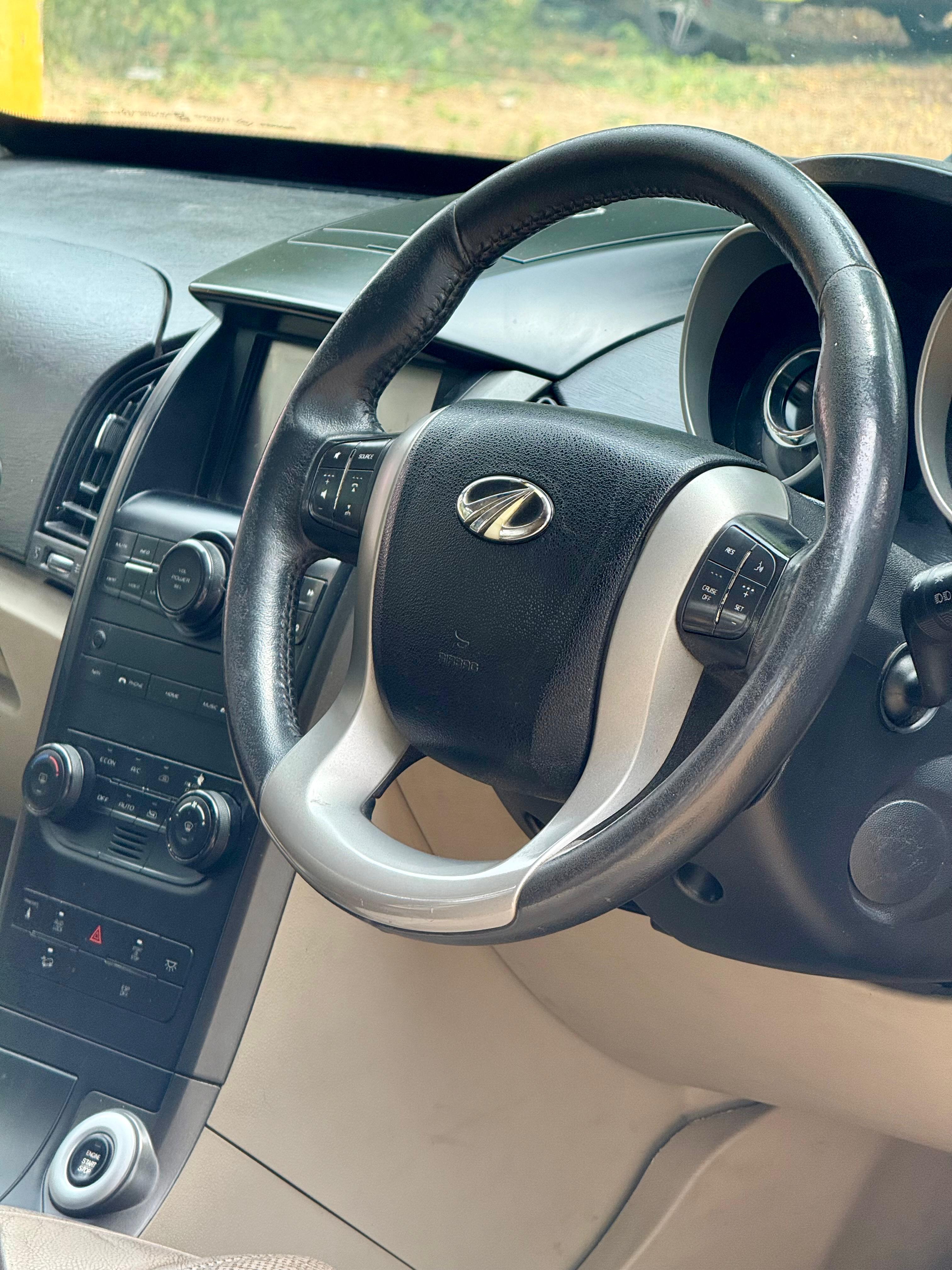 Mahindra XUV500 - Image 3