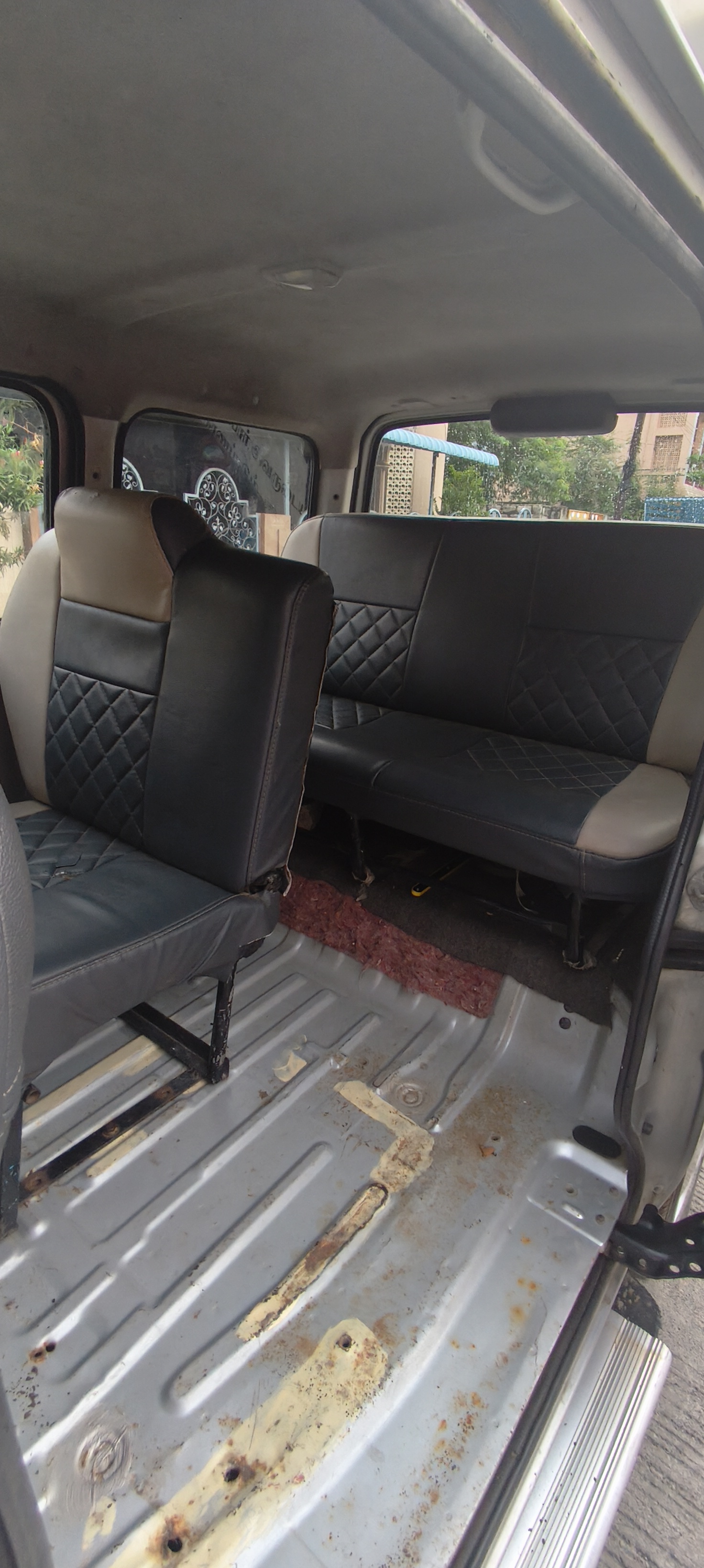 Maruti Suzuki Eeco - Image 8