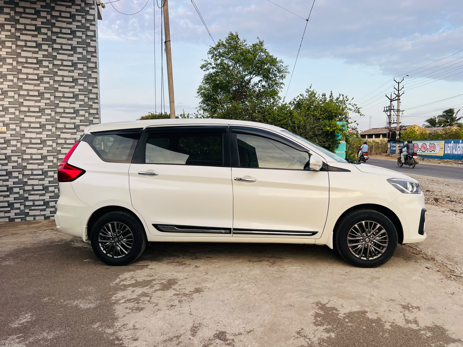 Maruti Suzuki Ertiga - Image 5