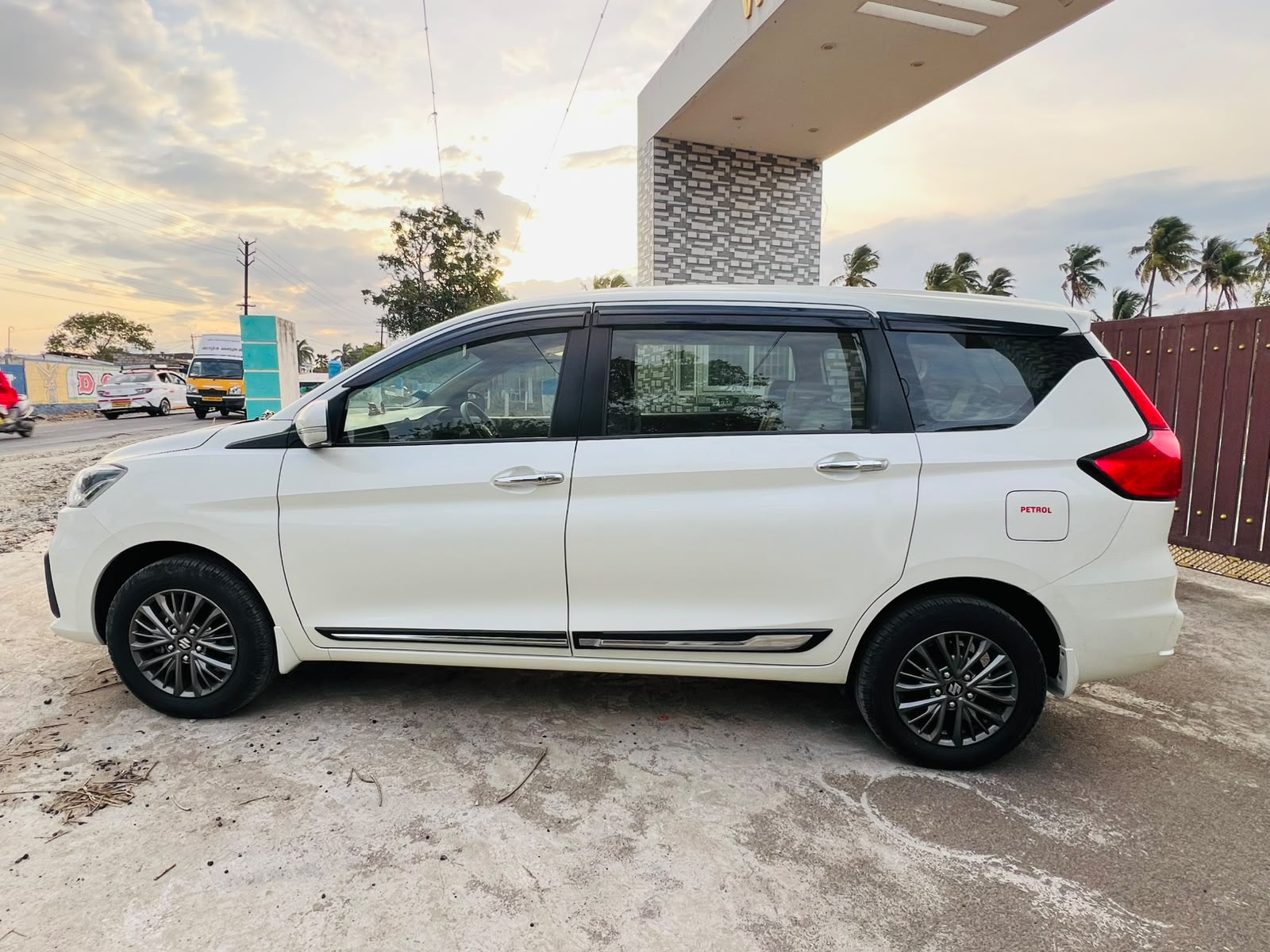Maruti Suzuki Ertiga - Image 4