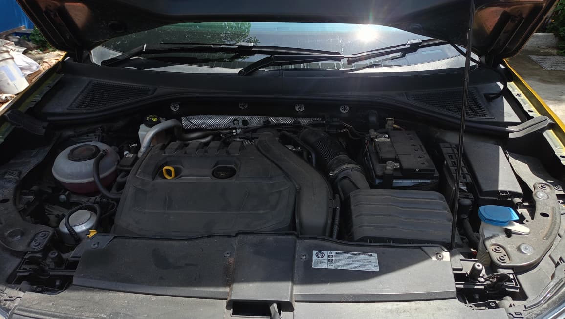 Volkswagen T-Roc - Image 8