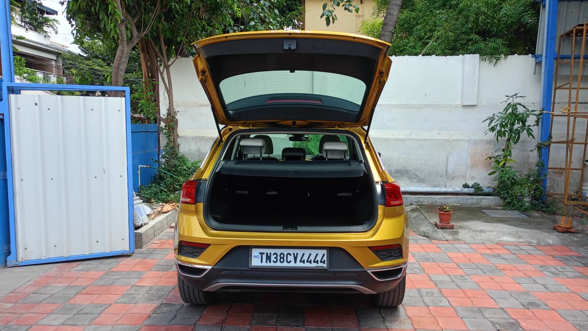 Volkswagen T-Roc - Image 7