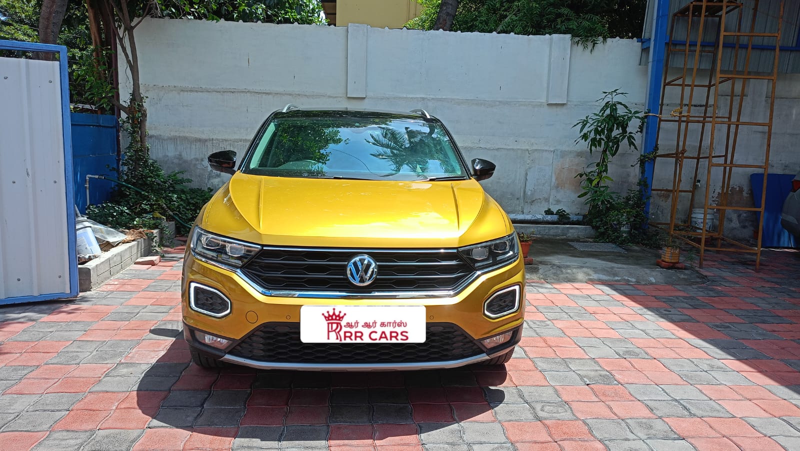 Volkswagen T-Roc - Image 11