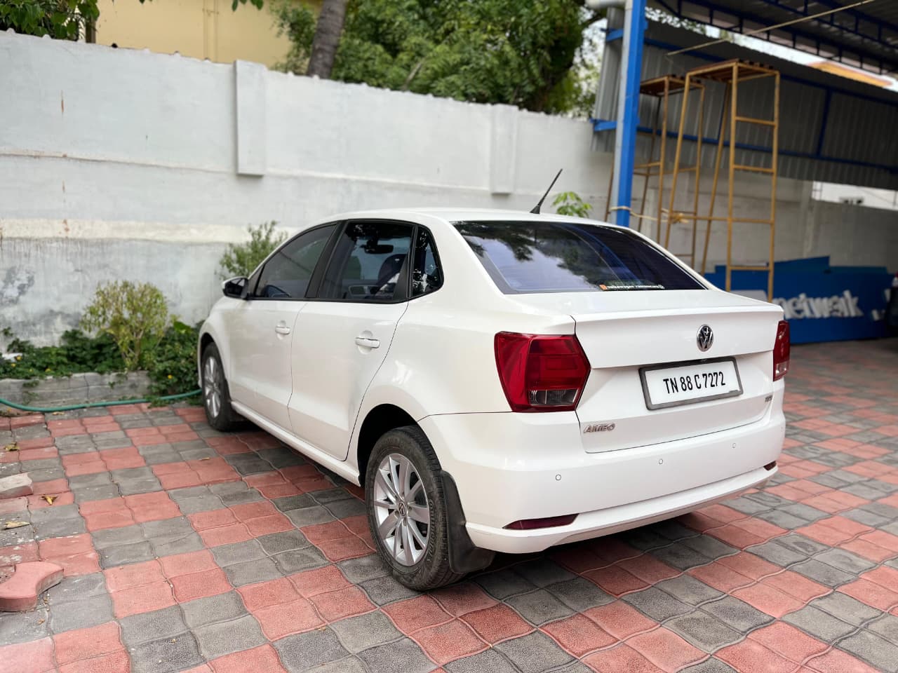 Volkswagen AMEO - Image 10