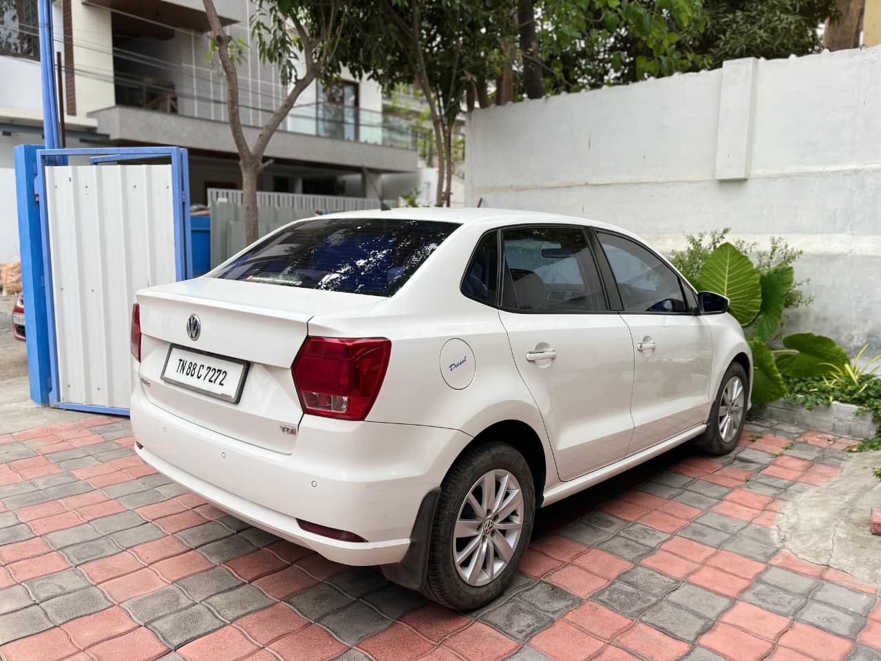Volkswagen AMEO - Image 11