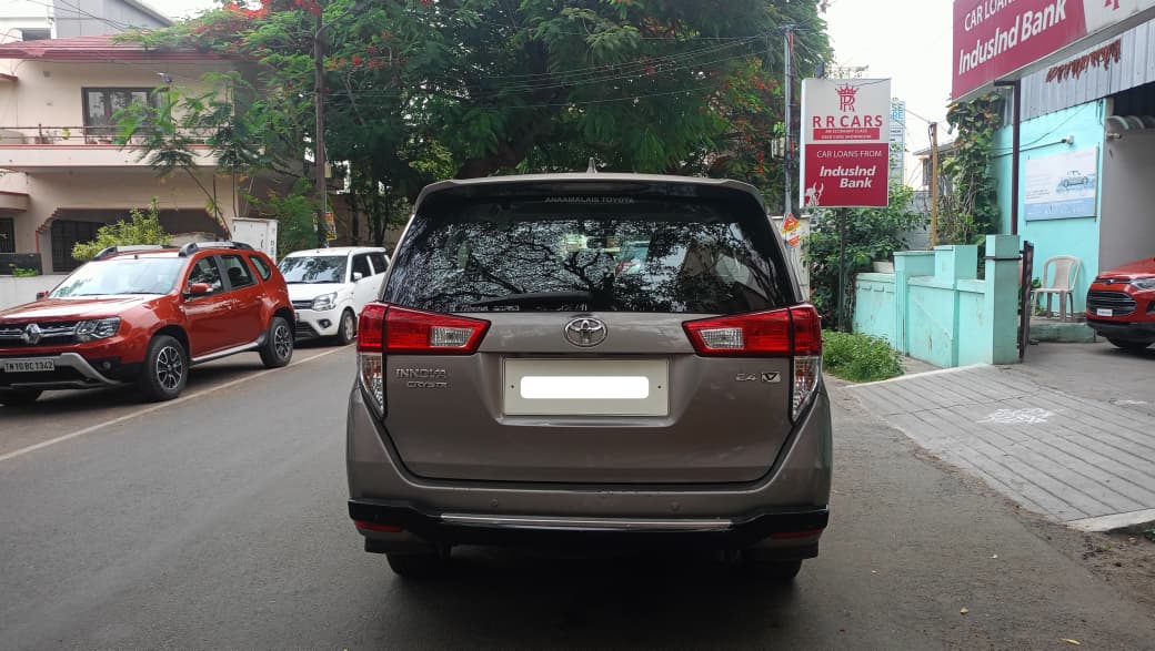 Toyota Innova Crysta - Image 2