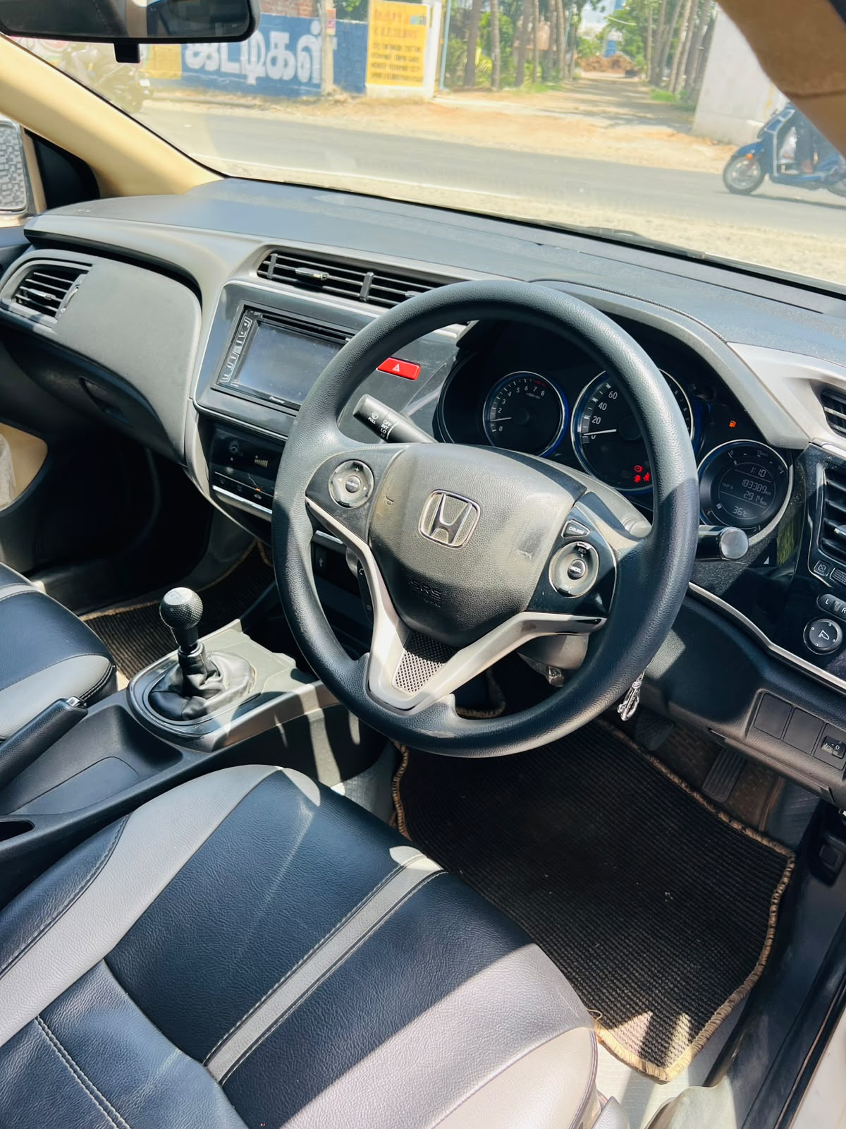Honda City - Image 10