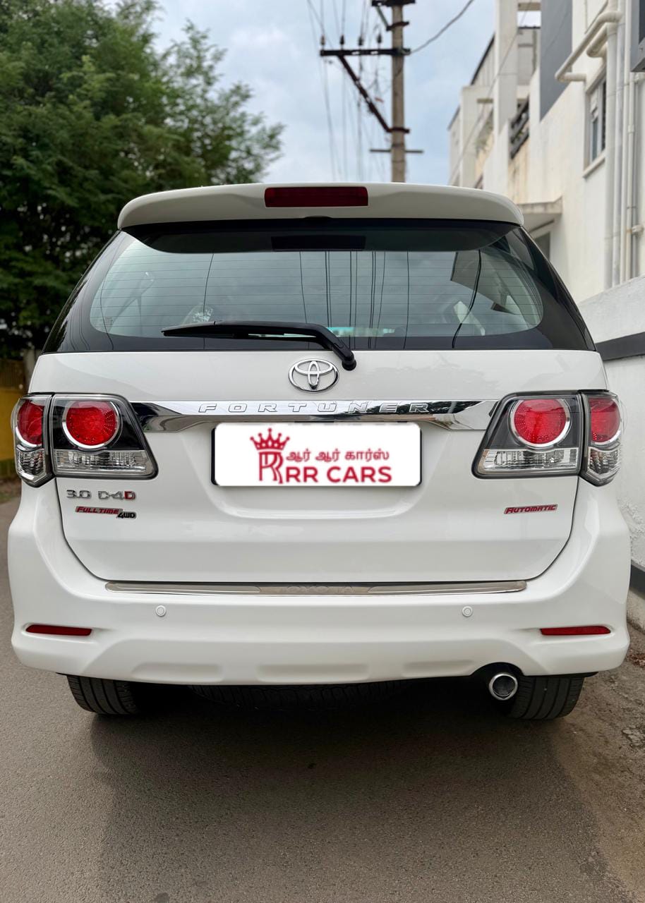 Toyota Fortuner - Image 10