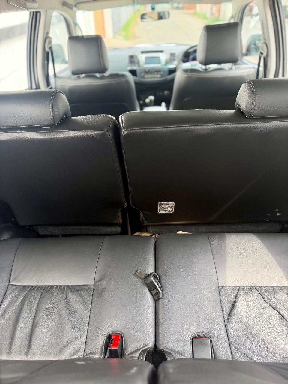 Toyota Fortuner - Image 6