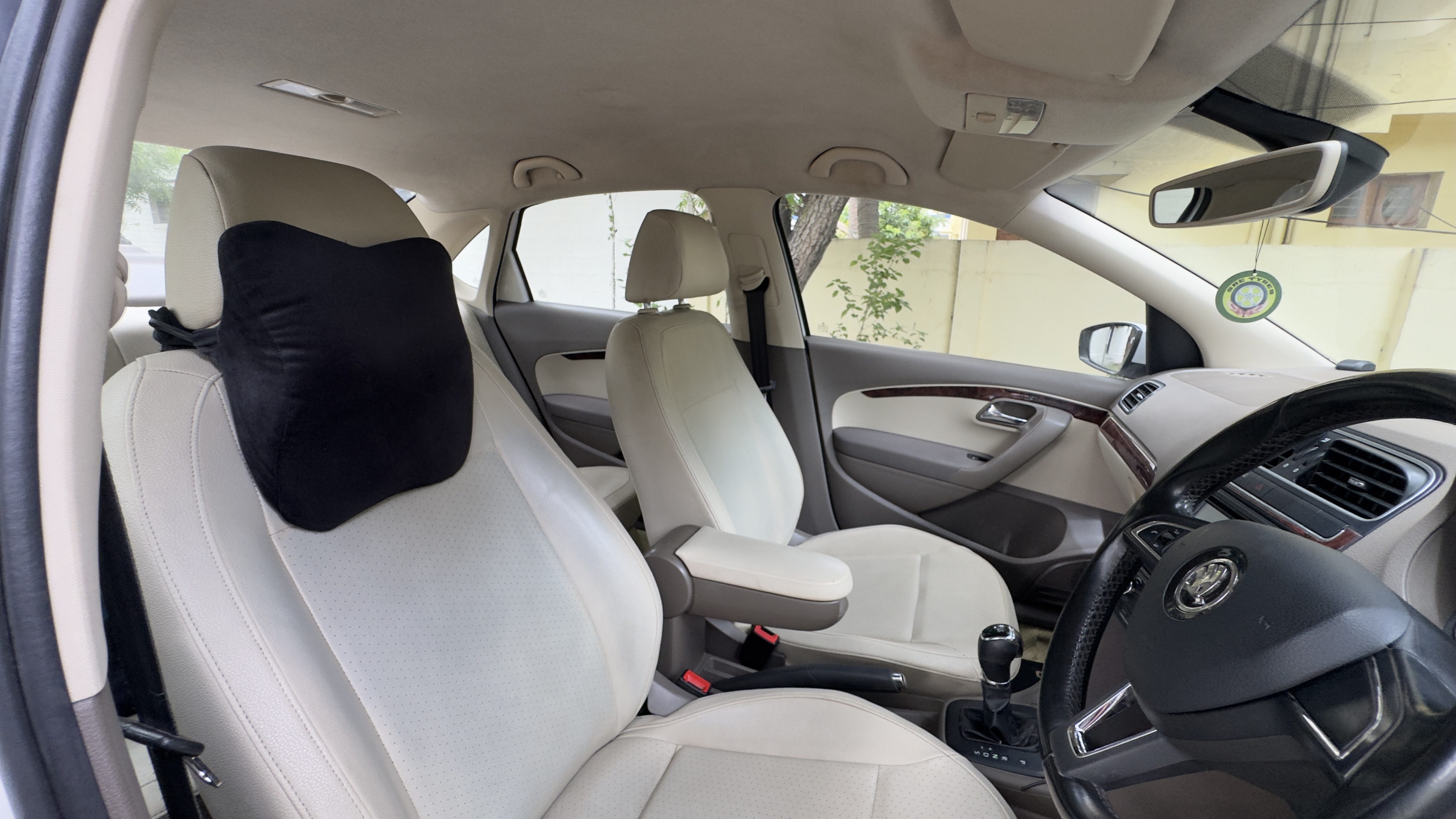 Skoda Rapid - Image 4