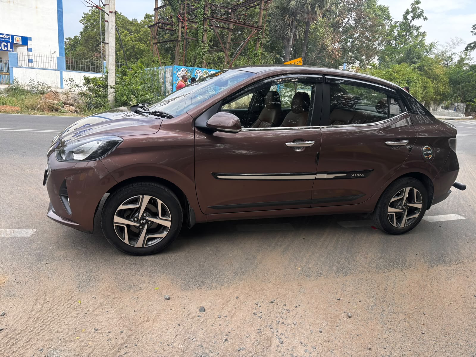 Hyundai Aura - Image 8