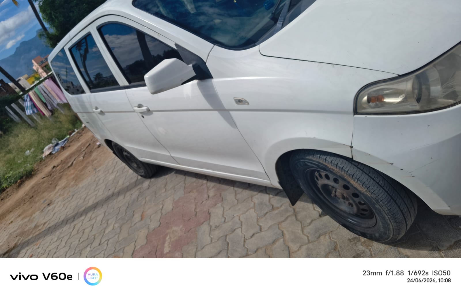 Chevrolet Enjoy - Image 2