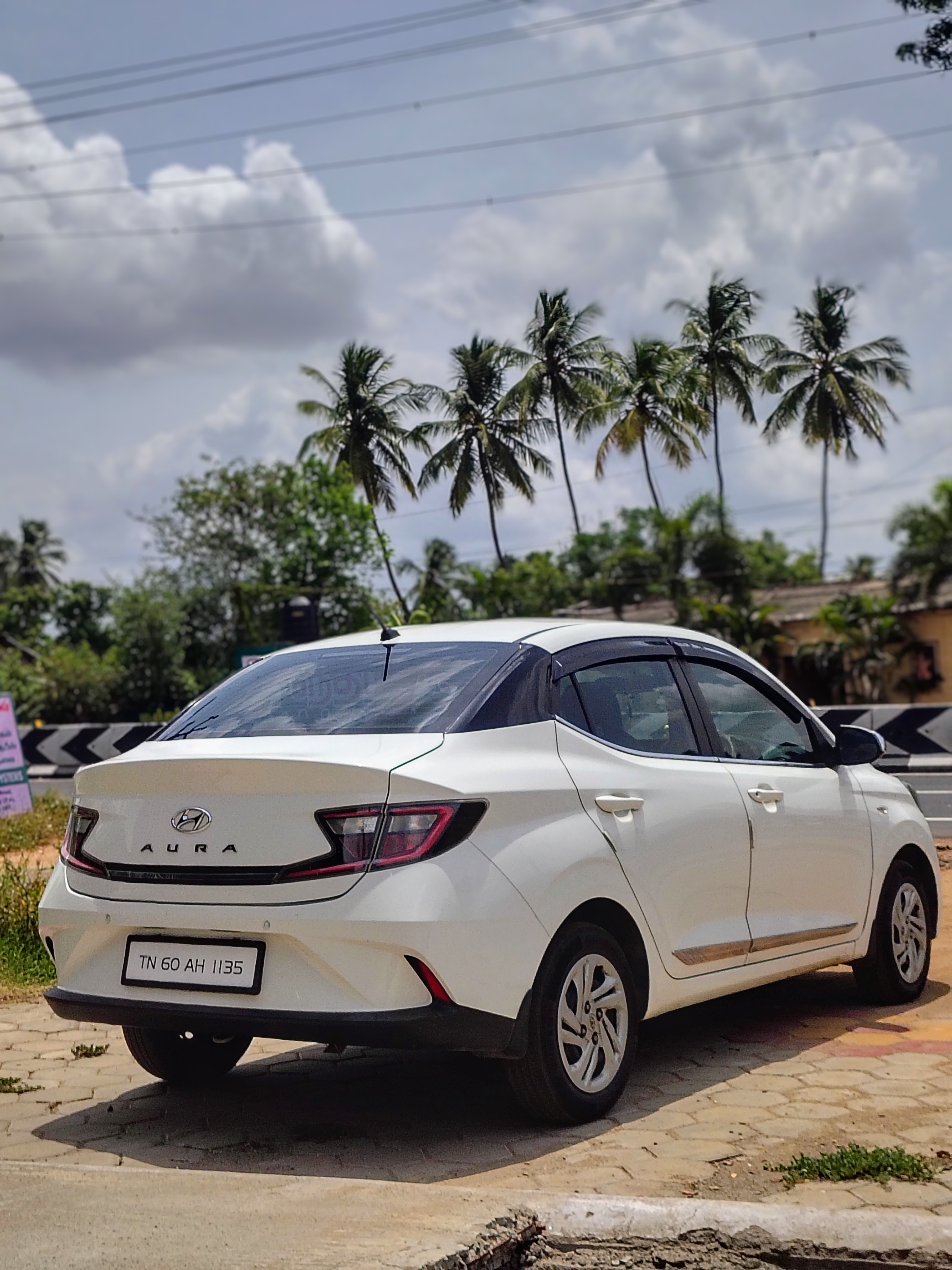 Hyundai Aura - Image 5