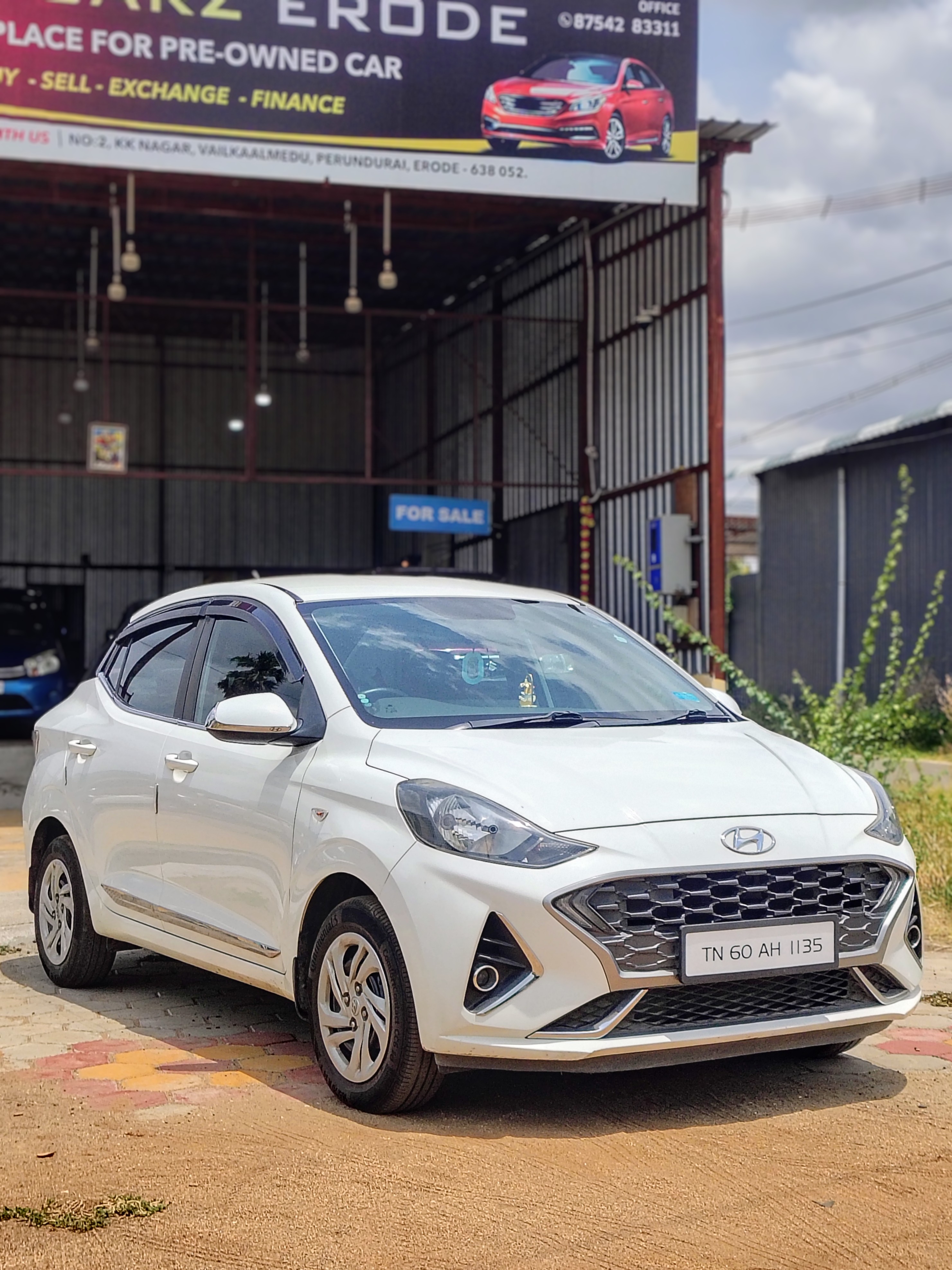 Hyundai Aura - Image 3