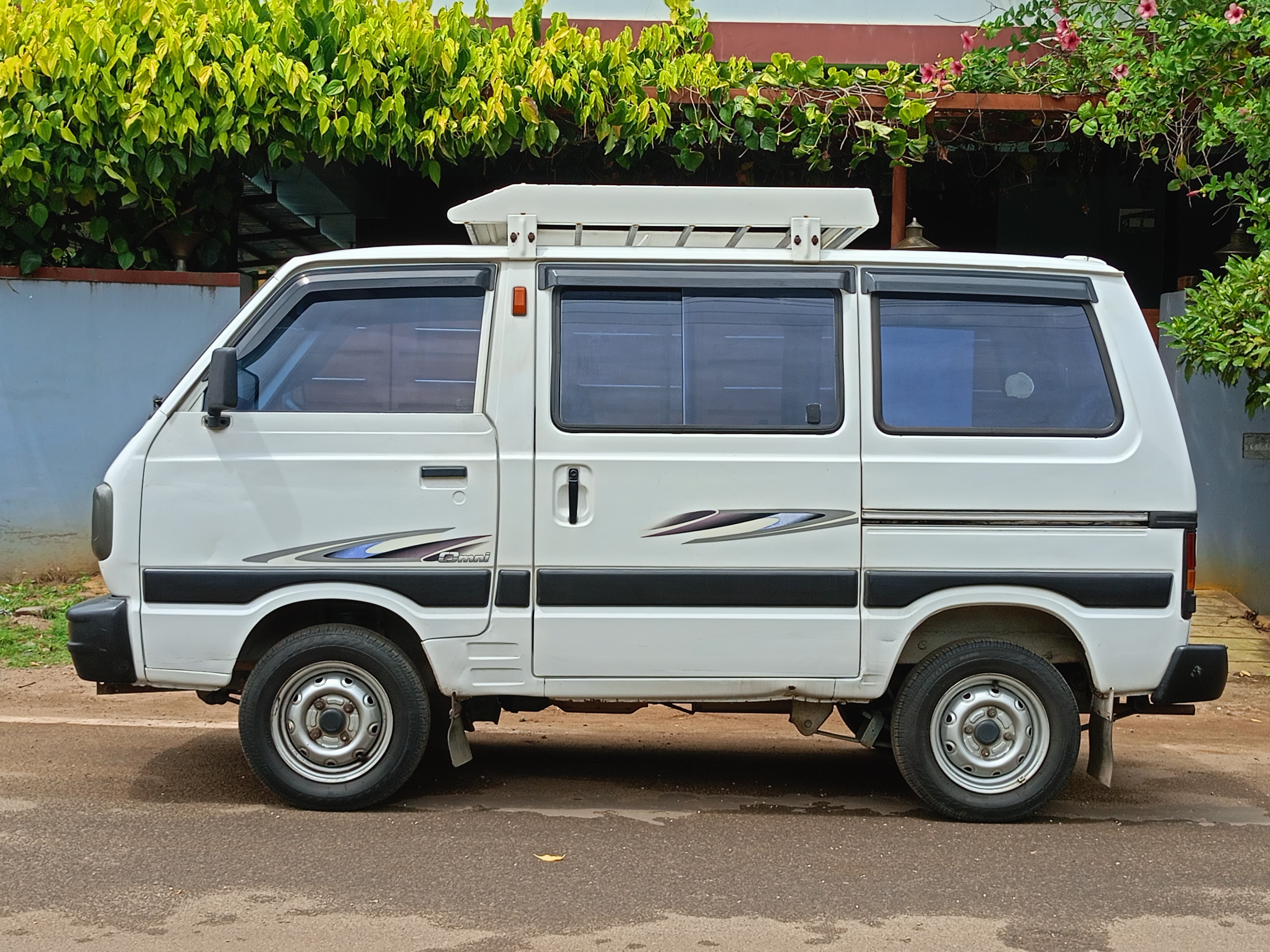Maruti Suzuki Omni - Image 3