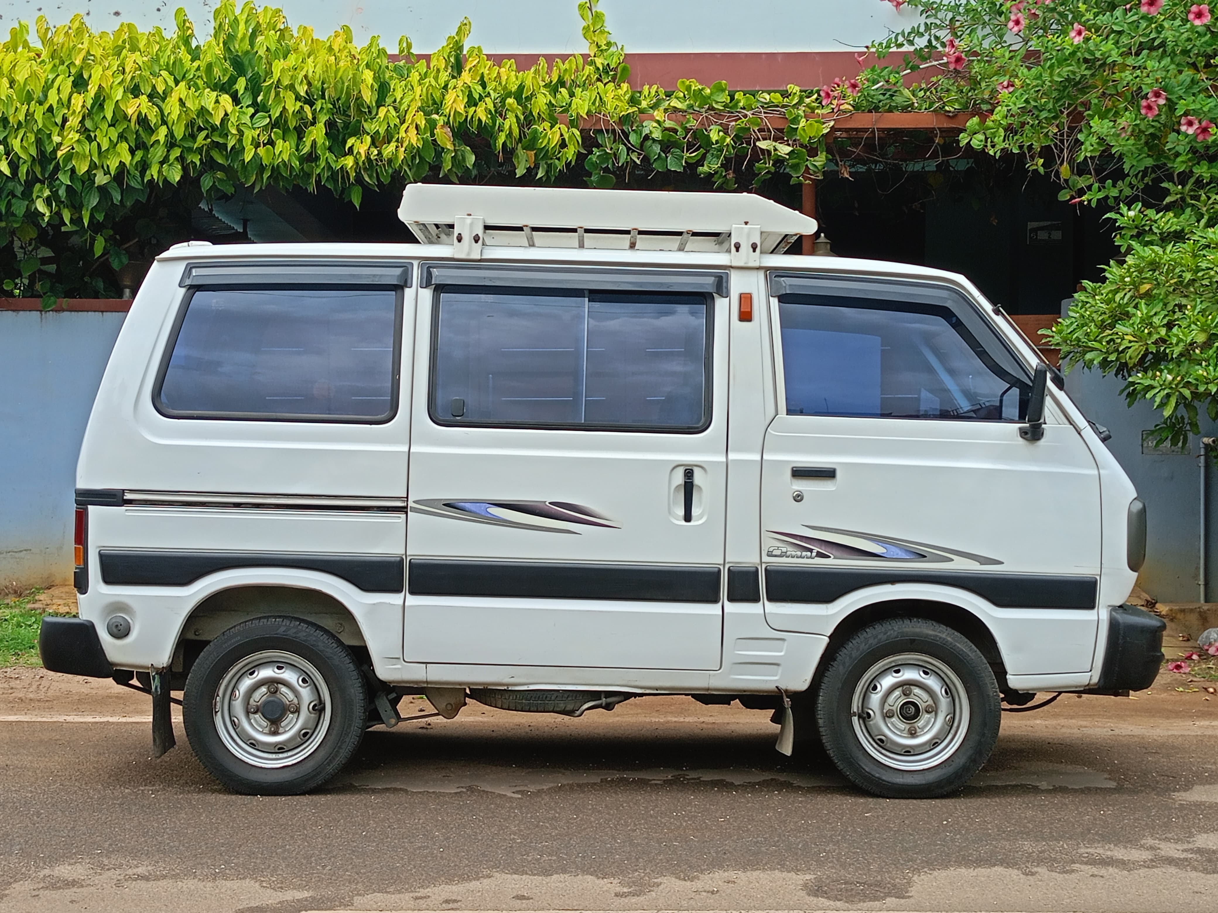 Maruti Suzuki Omni - Image 4