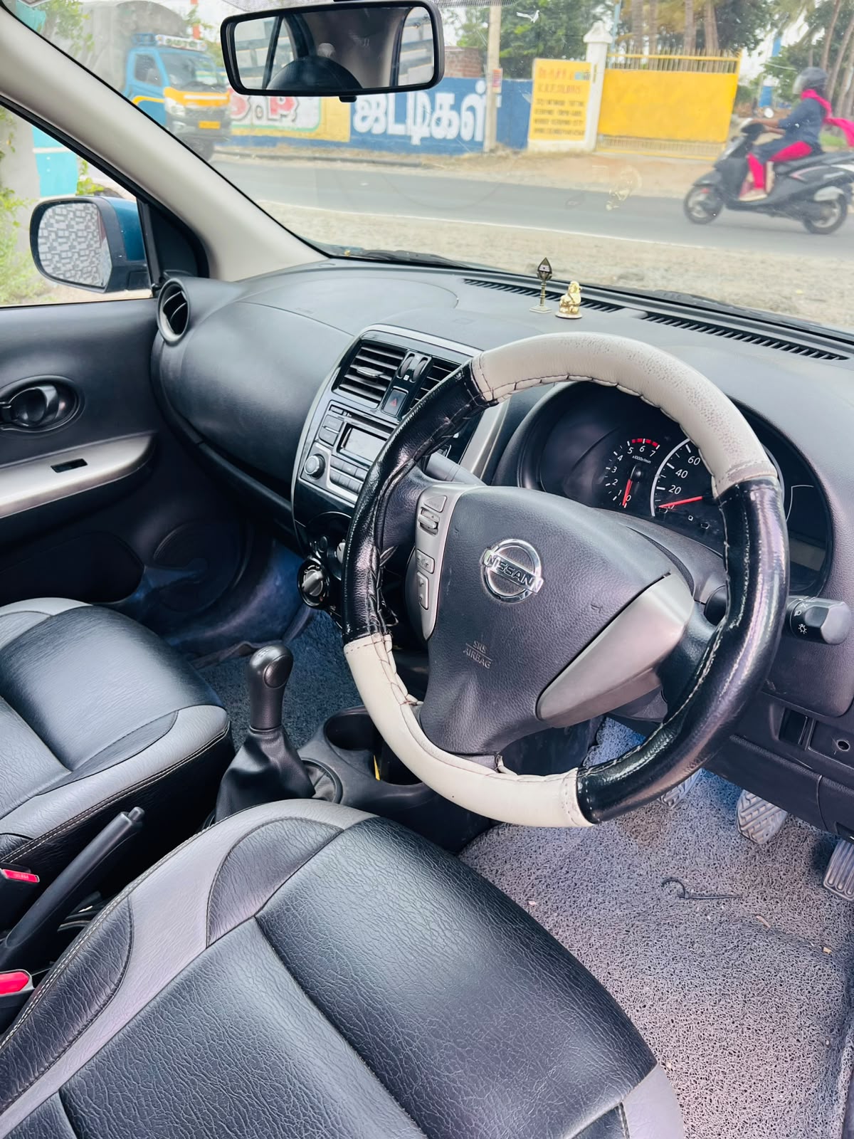 Nissan Micra - Image 9